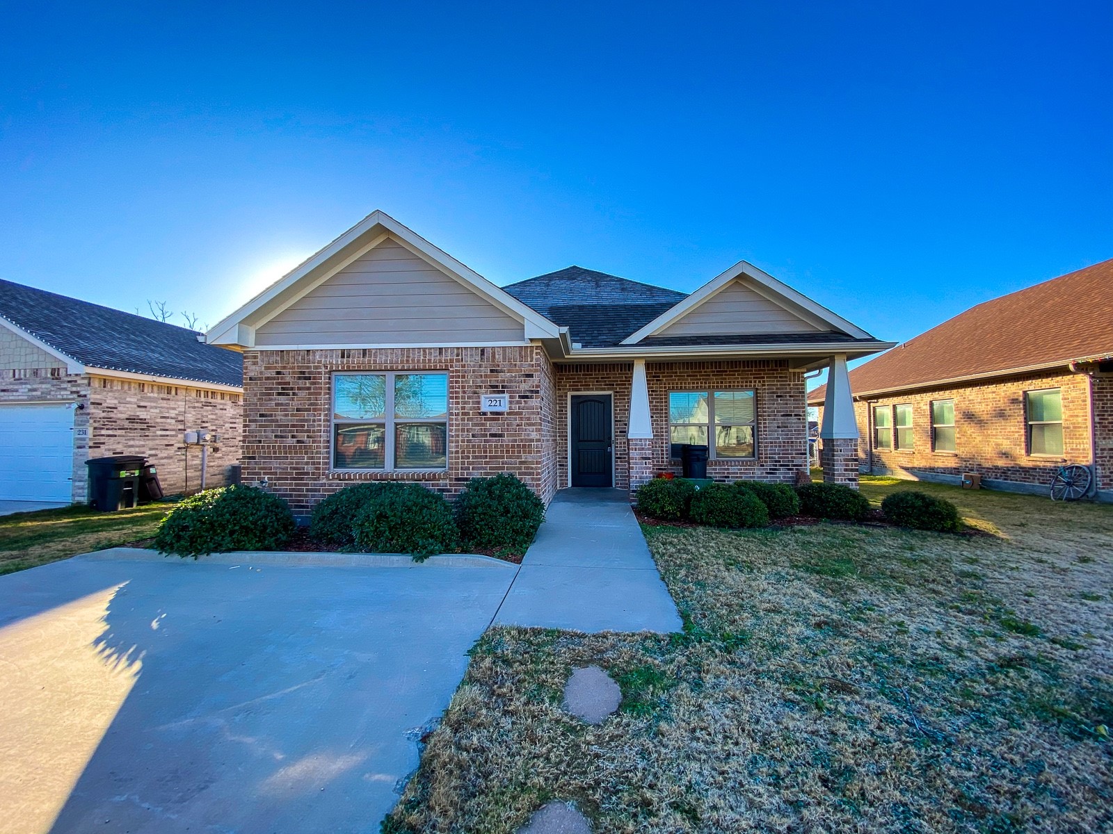 221 E Paris Street Palmer TX 75152