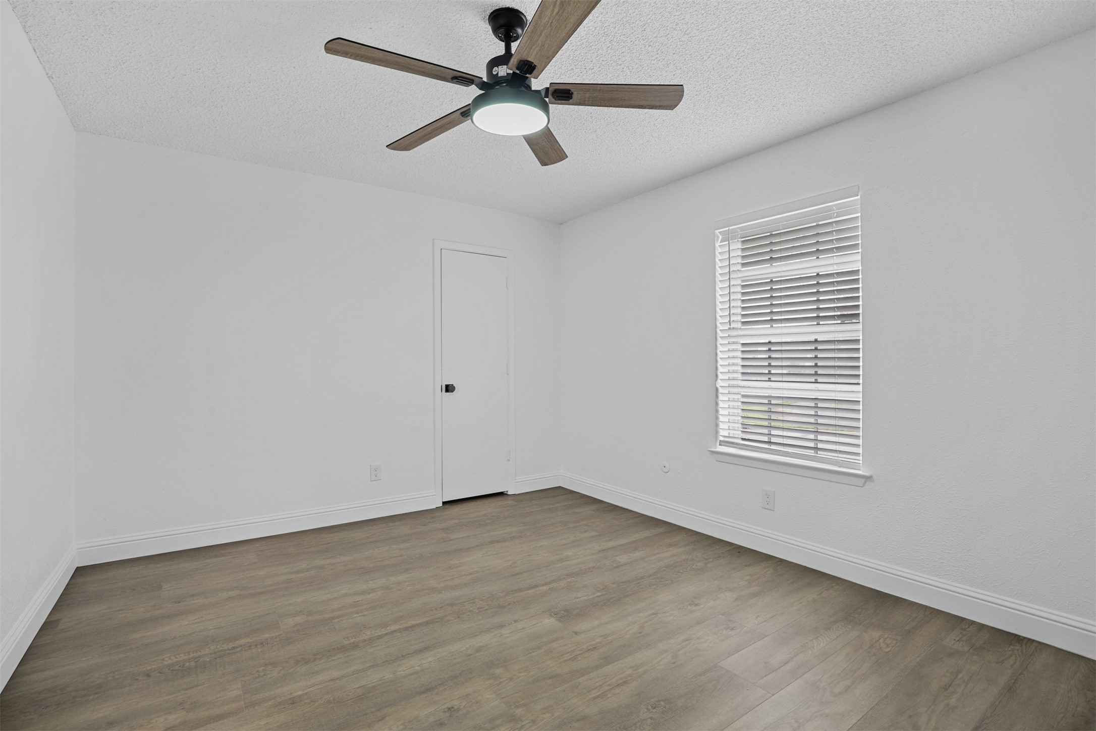 3524 Shady Valley Drive Pantego TX 76013