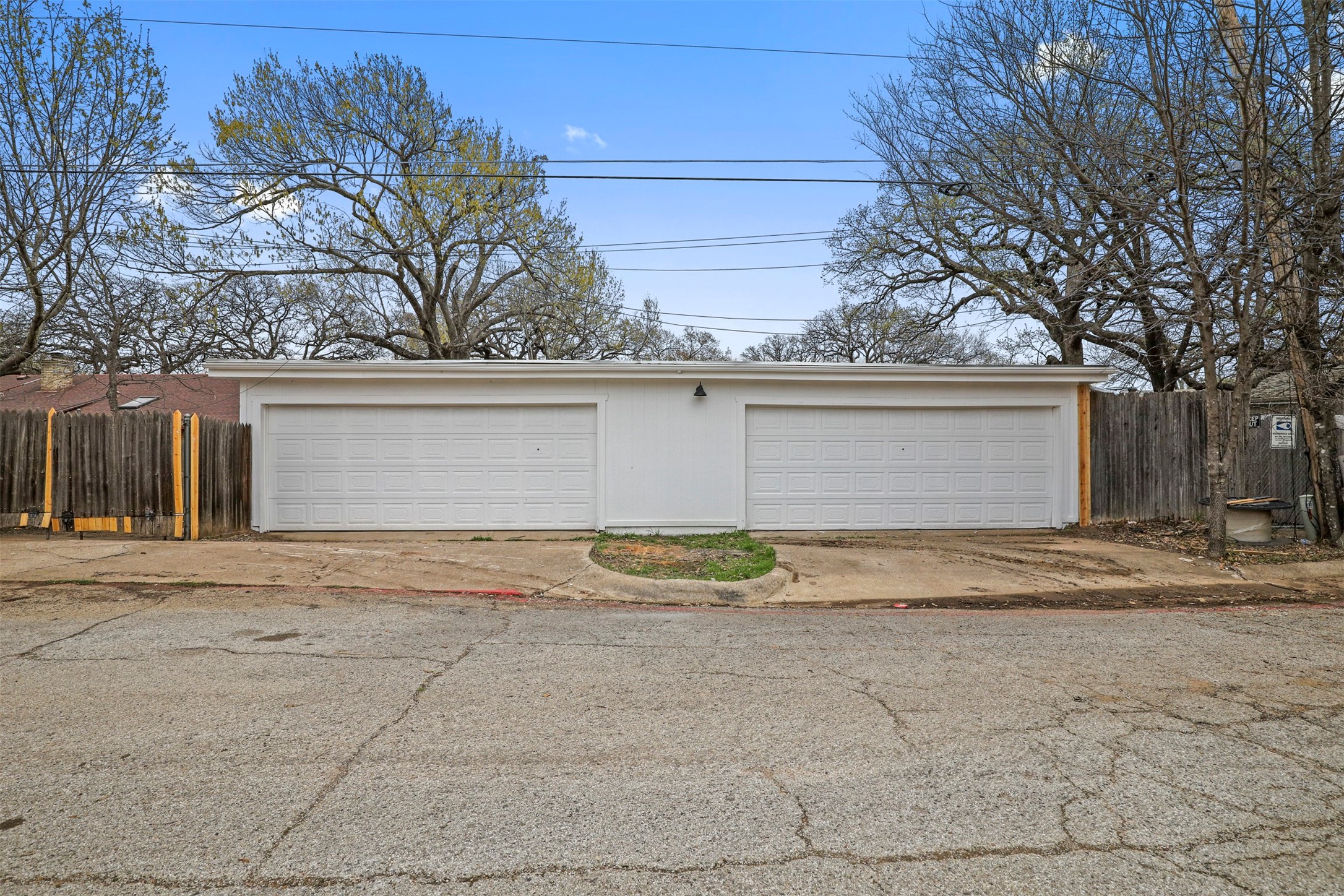 3524 Shady Valley Drive Pantego TX 76013
