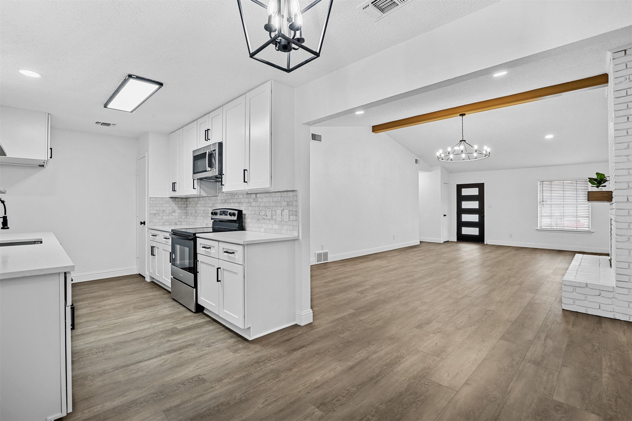 3524 Shady Valley Drive Pantego TX 76013