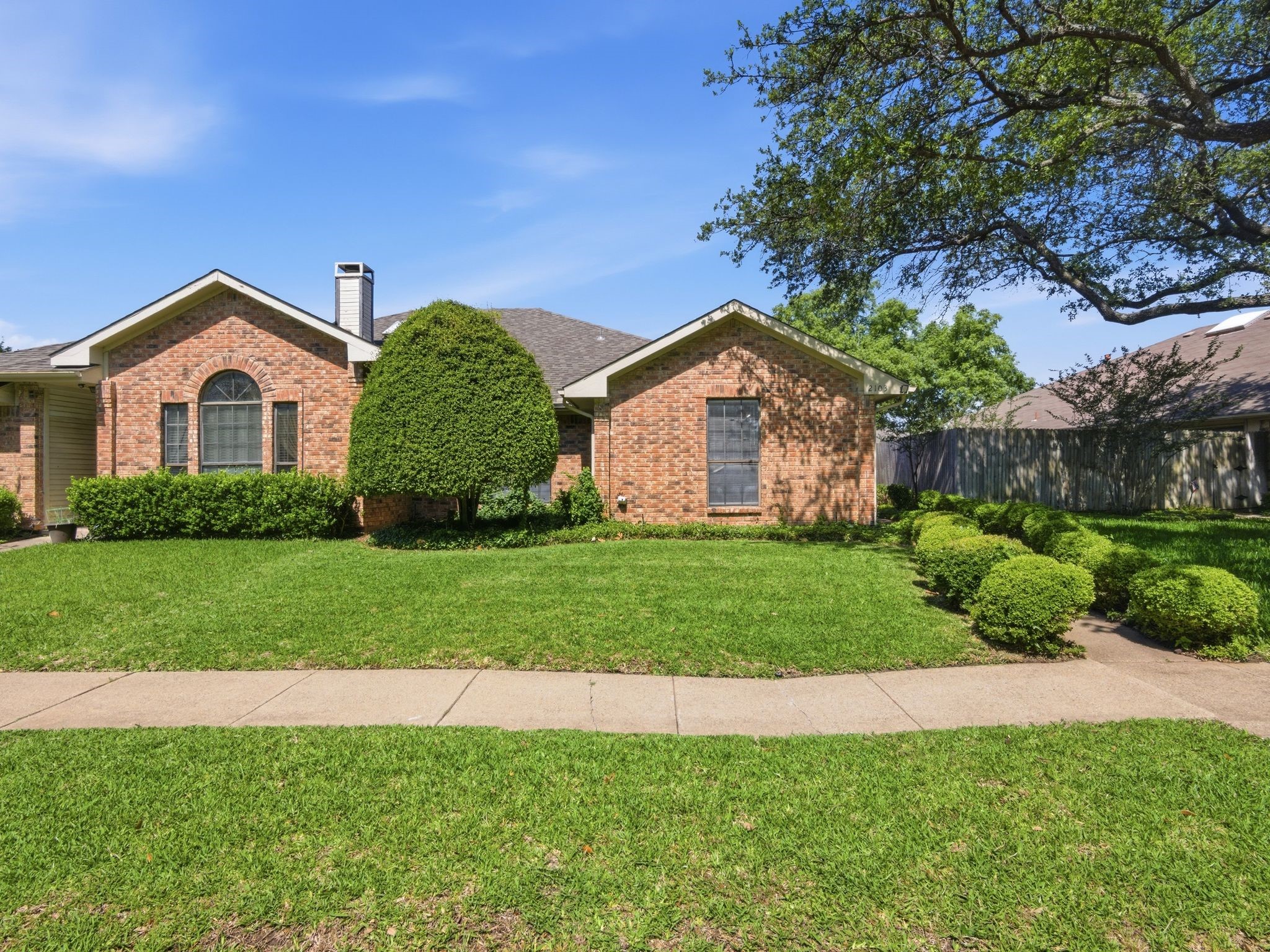 2103 Overview Lane Garland TX 75044
