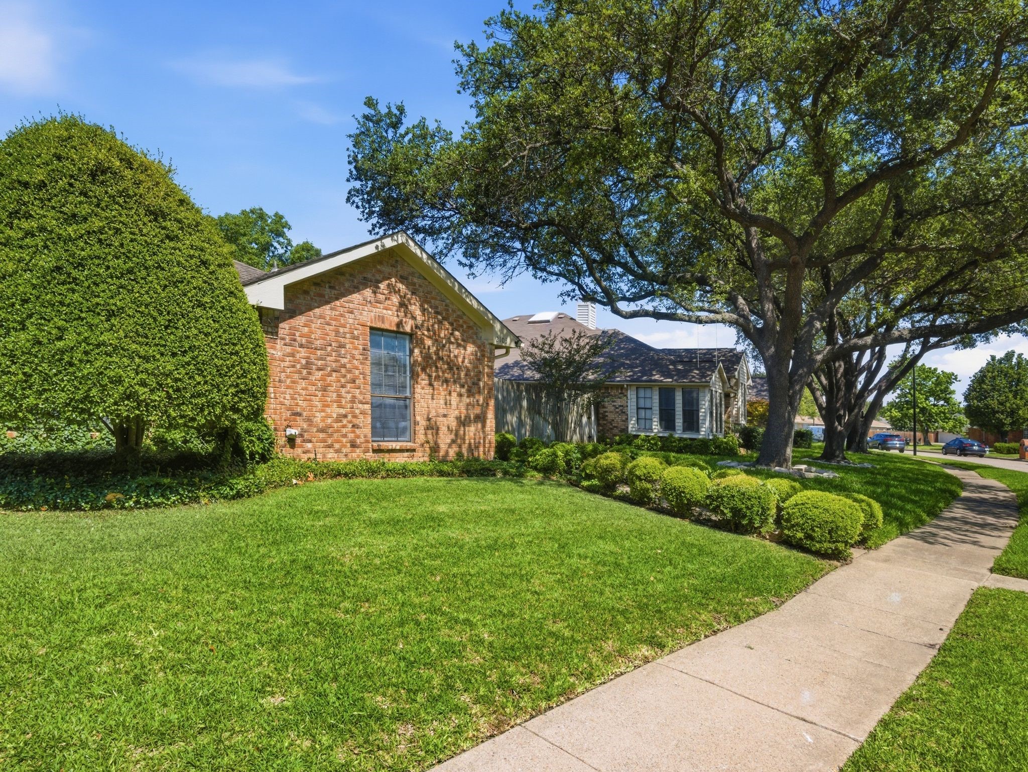 2103 Overview Lane Garland TX 75044