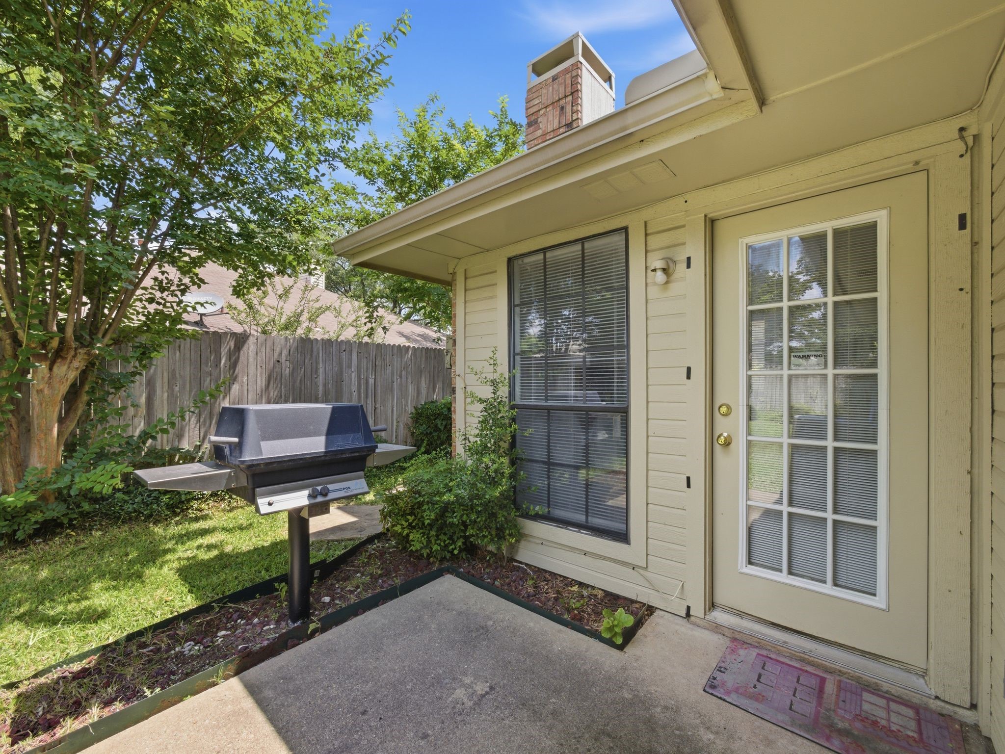 2103 Overview Lane Garland TX 75044