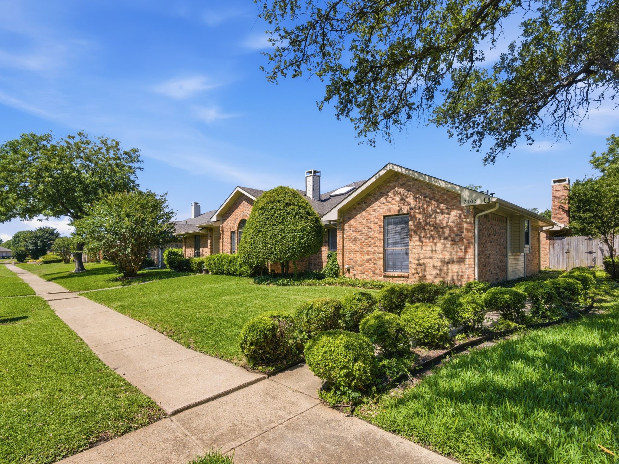 2103 Overview Lane Garland TX 75044