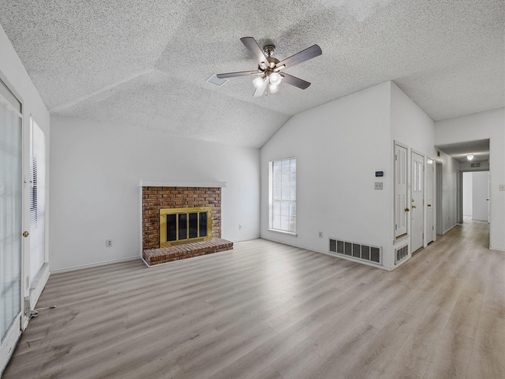 2103 Overview Lane Garland TX 75044