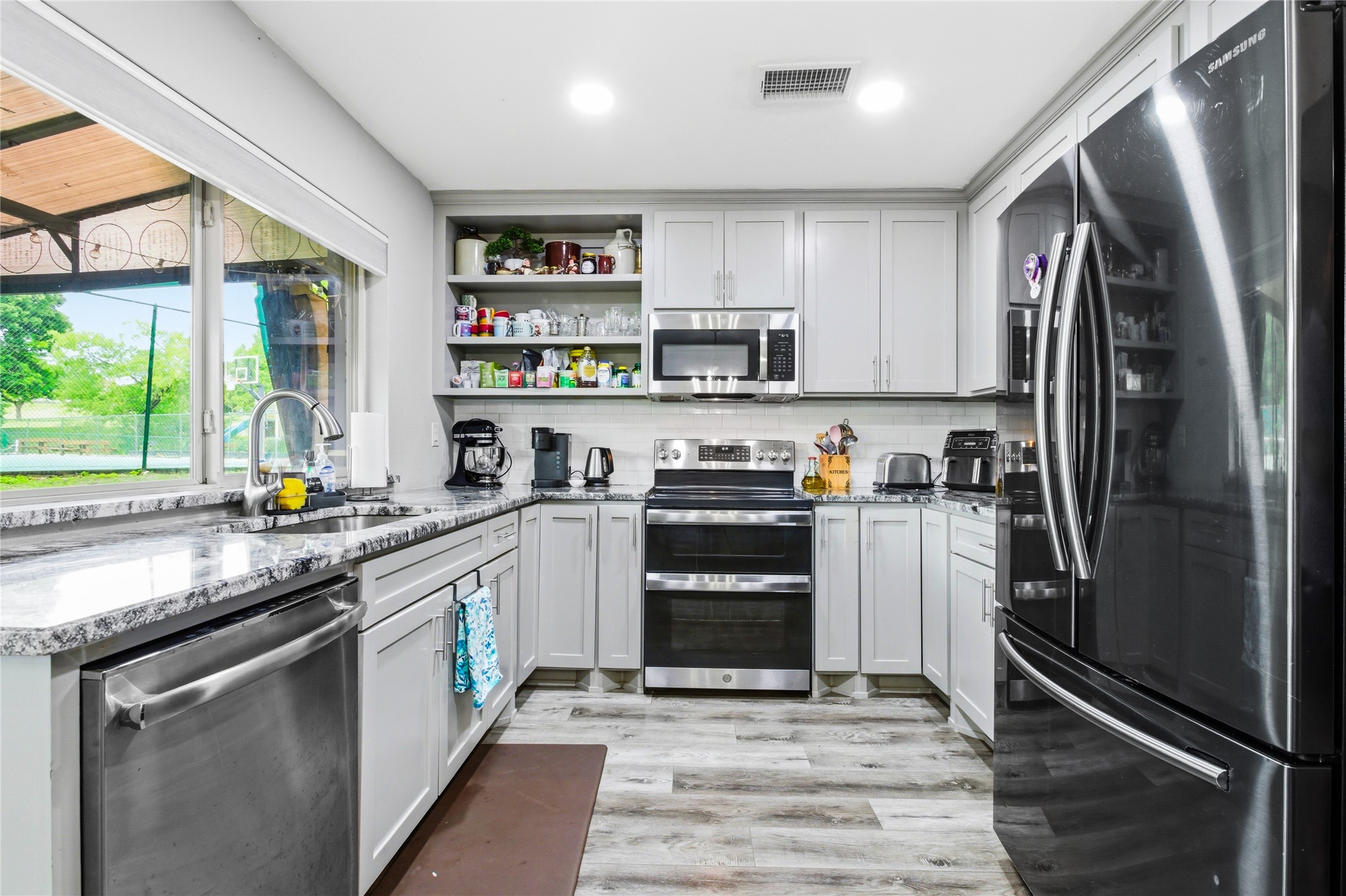 3115 Lakeside Drive Rockwall TX 75087
