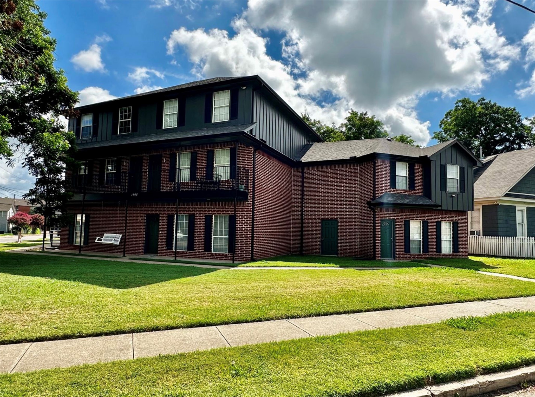 1902 S 8th Street Waco TX 76706