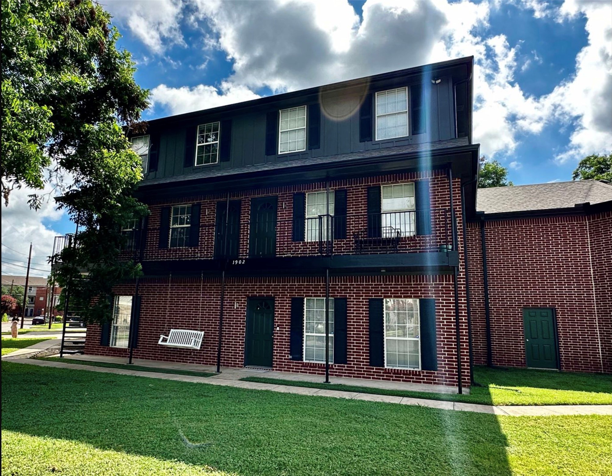 1902 S 8th Street Waco TX 76706