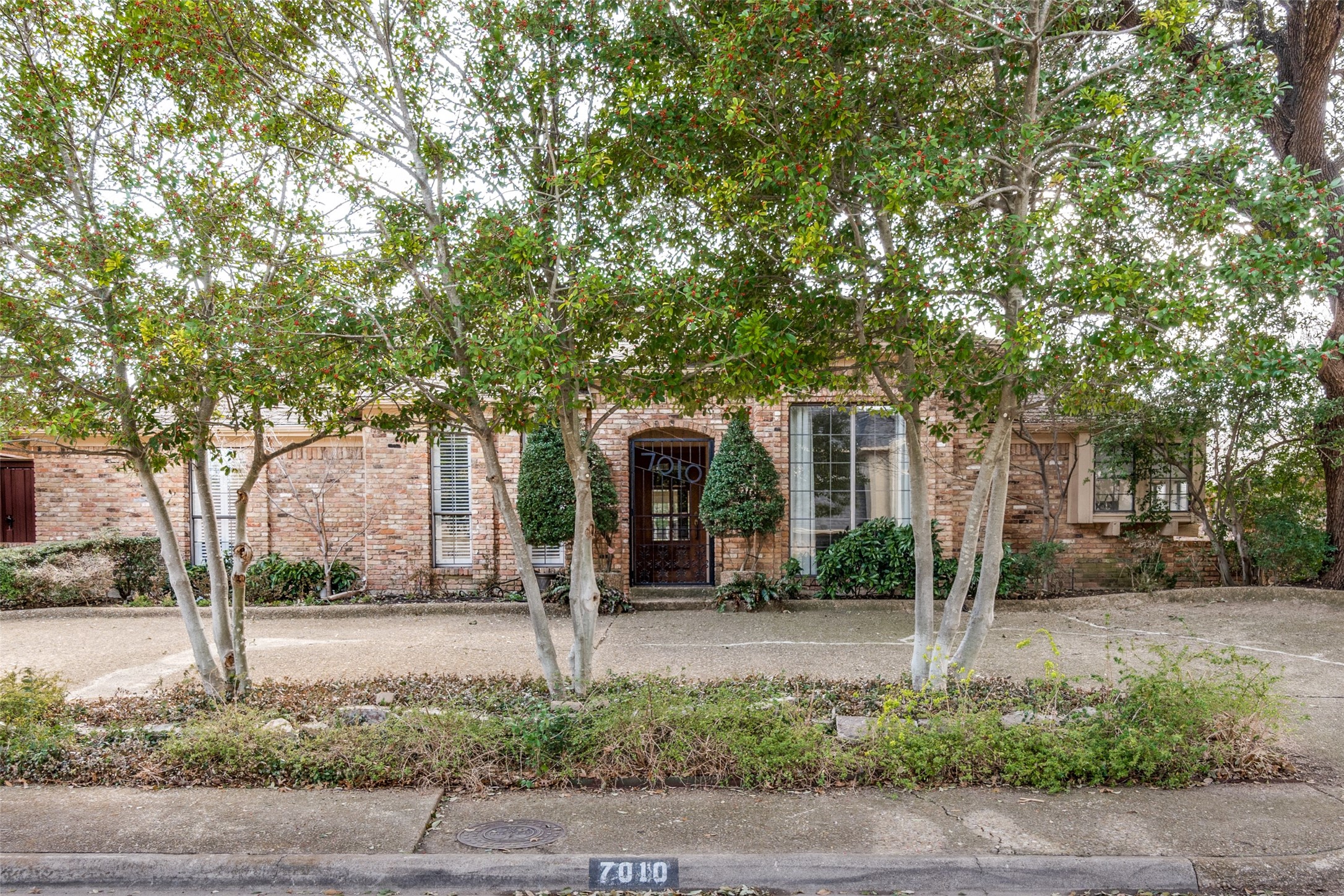 7010 Northwood Road Dallas TX 75225