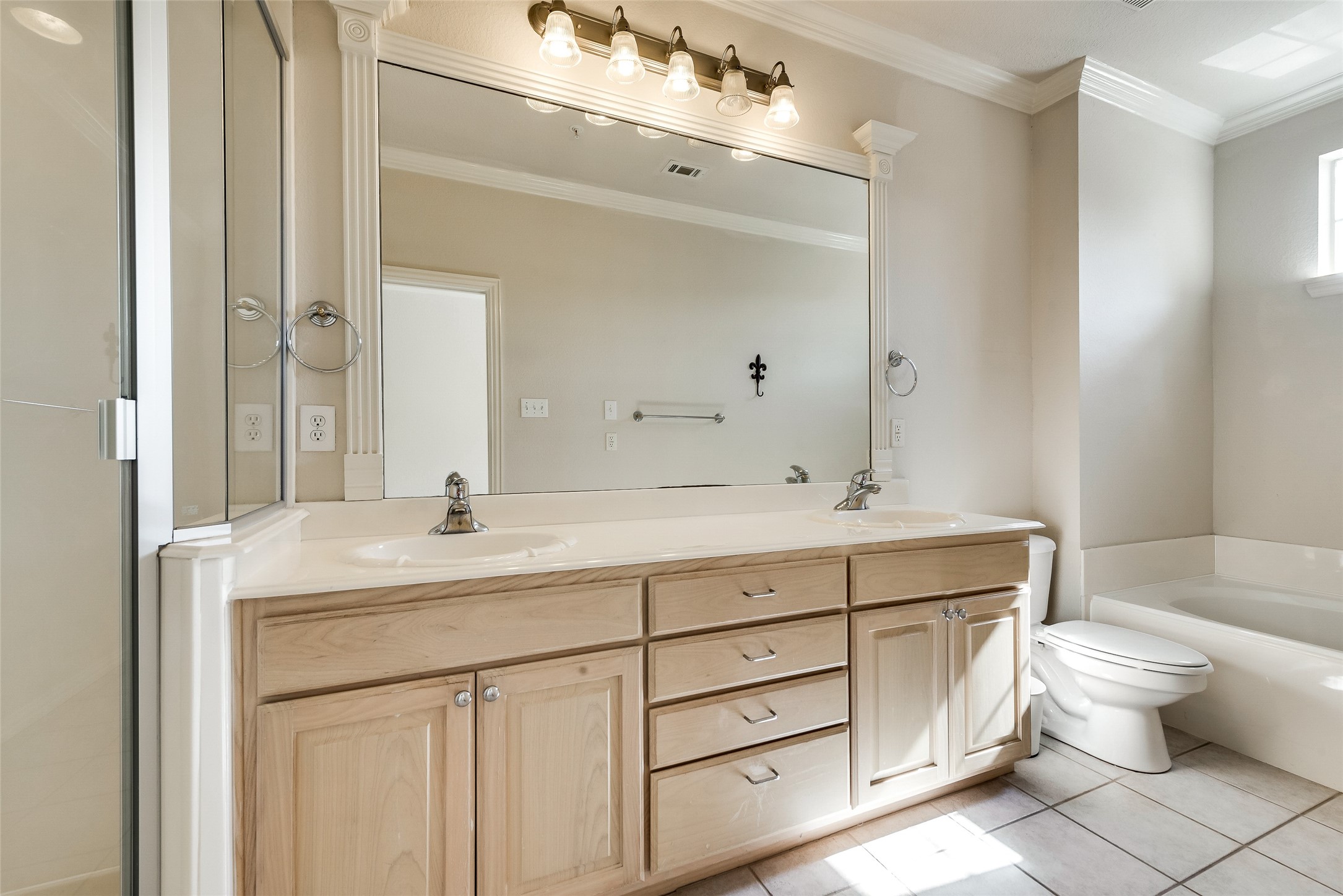 2619 Corbeau Drive Irving TX 75038