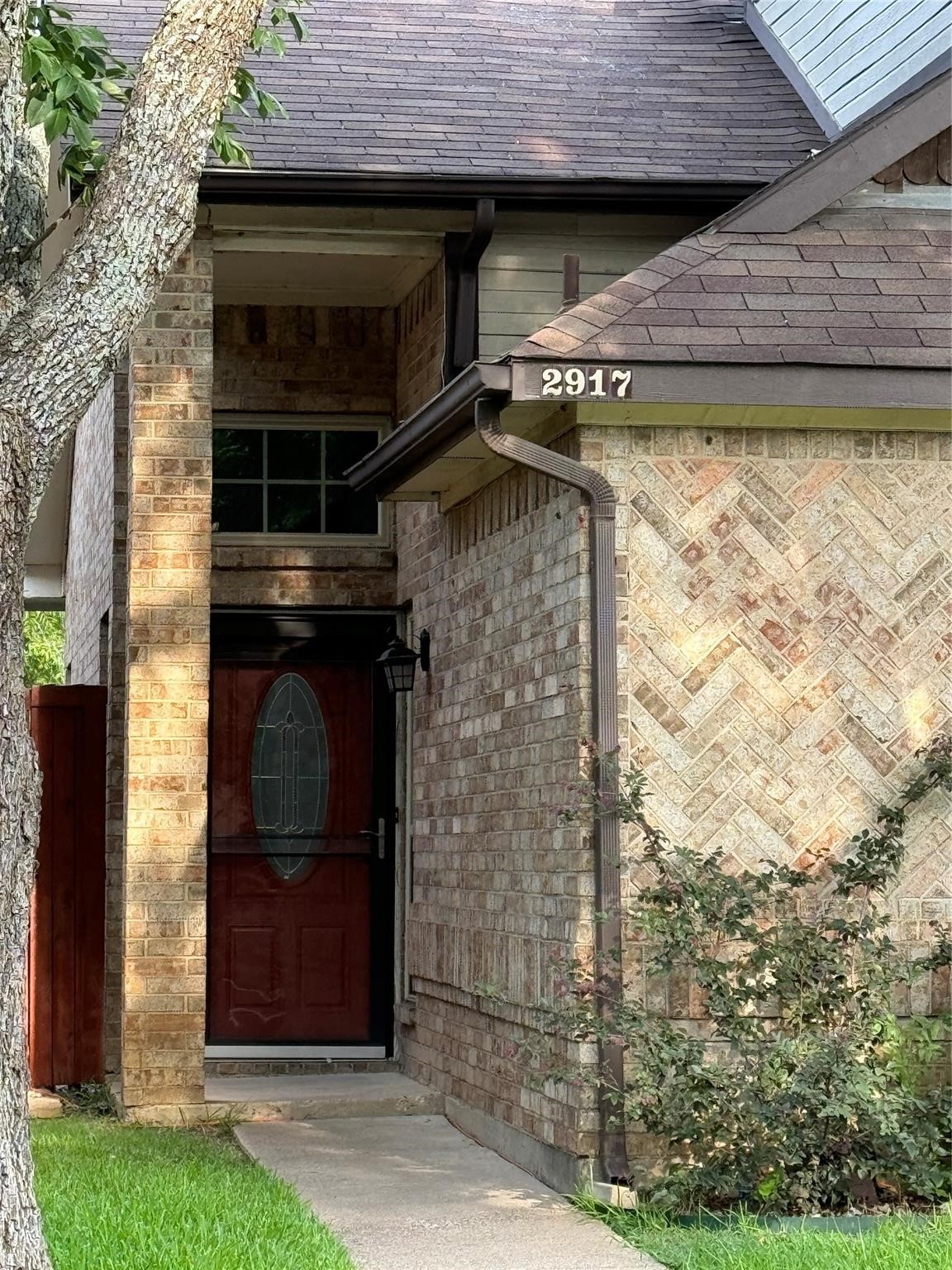 2917 Roxboro Road Euless TX 76039