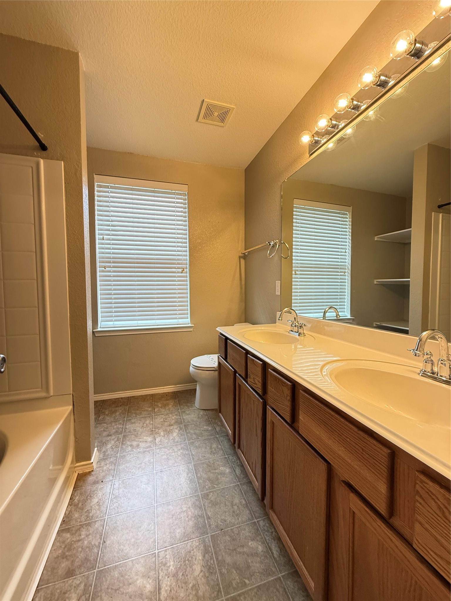 13216 Fencerow Road Fort Worth TX 76244