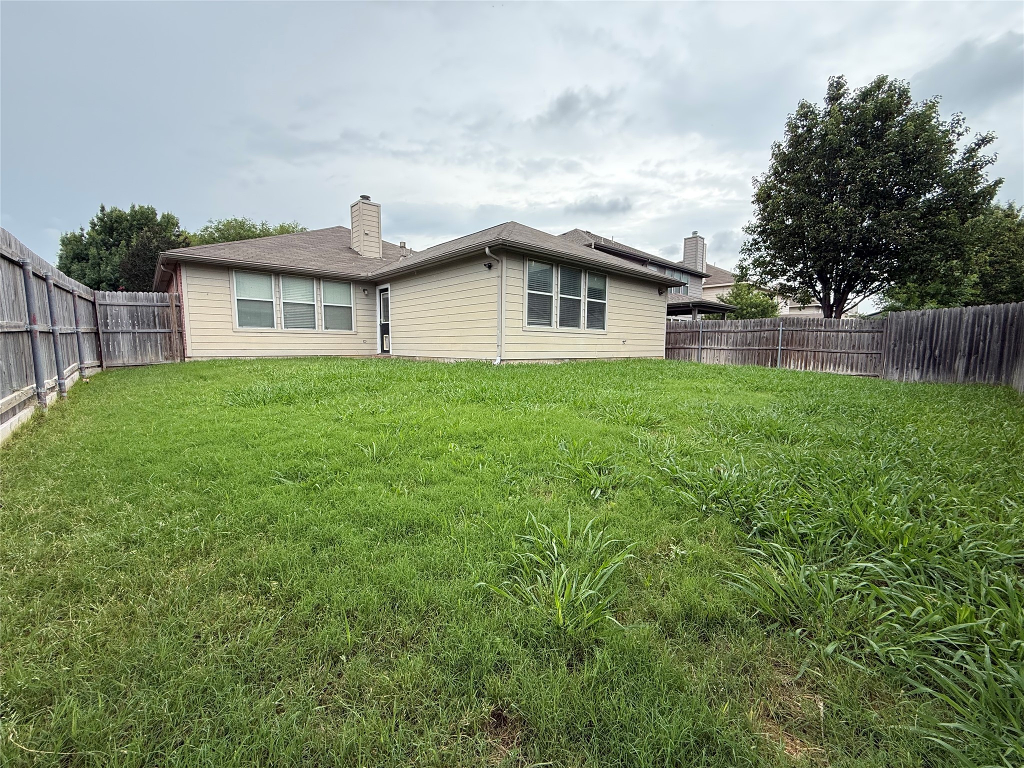 13216 Fencerow Road Fort Worth TX 76244