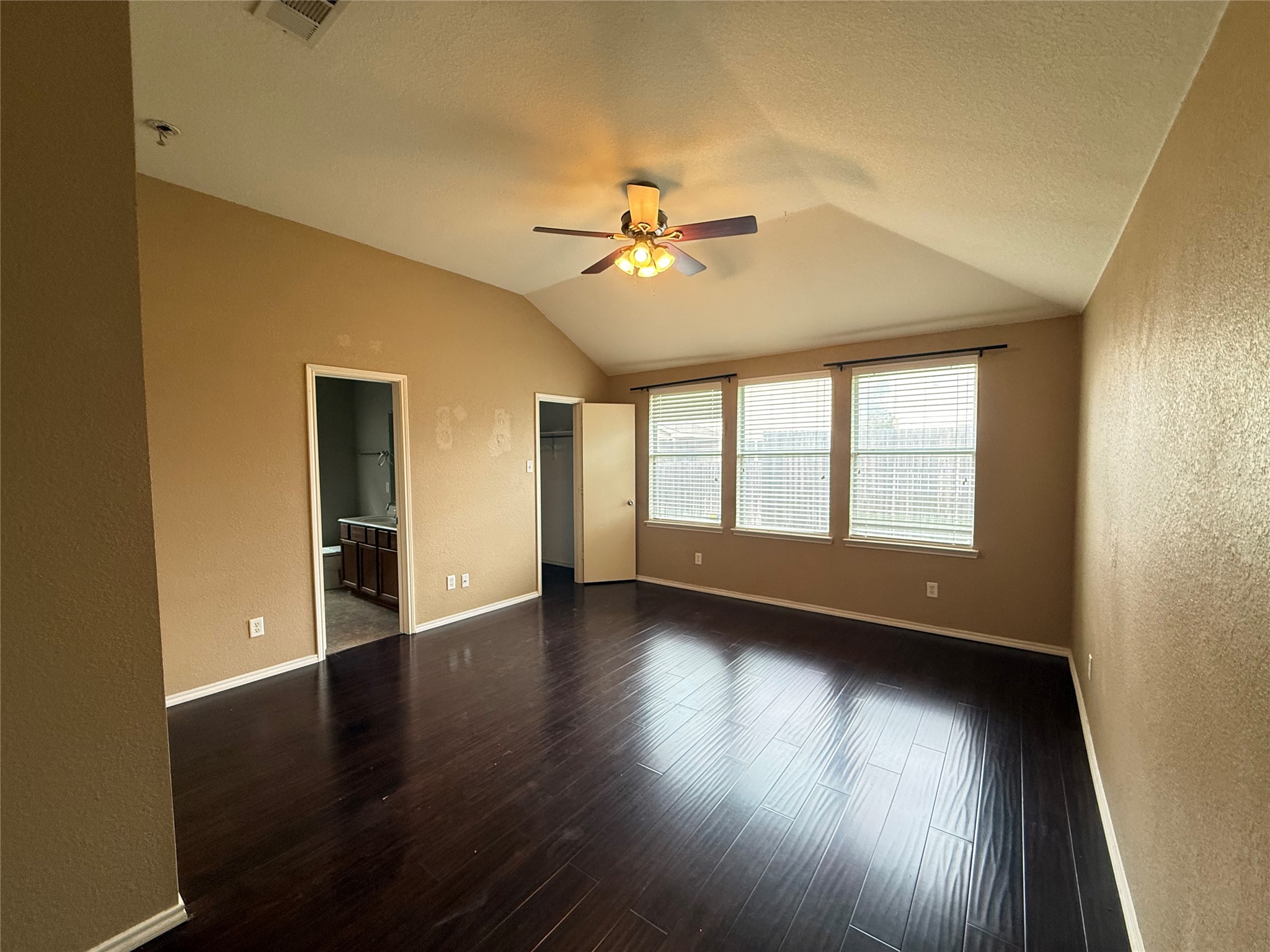 13216 Fencerow Road Fort Worth TX 76244