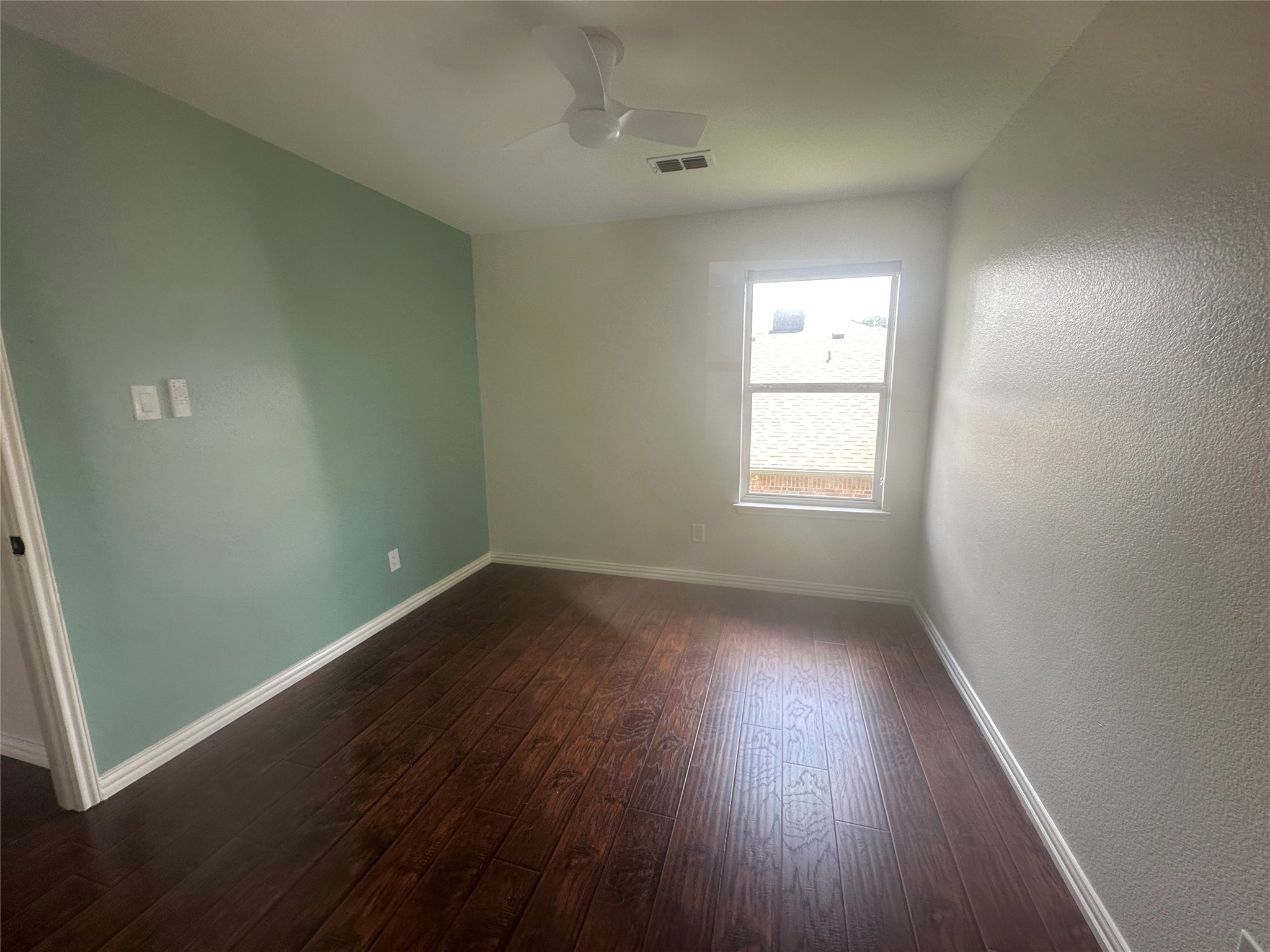 519 Darlene Trail Euless TX 76039