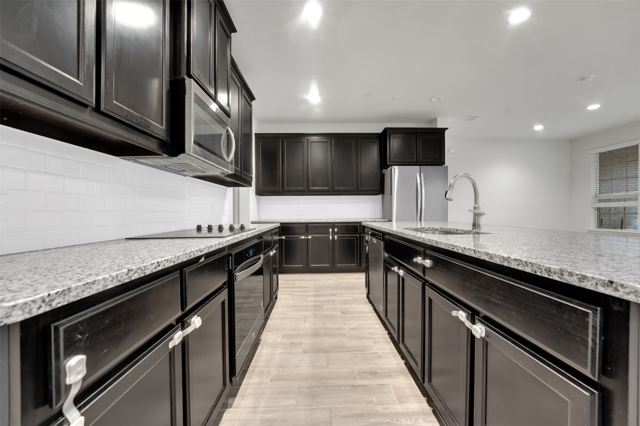603 Sandiford Court Mansfield TX 76063