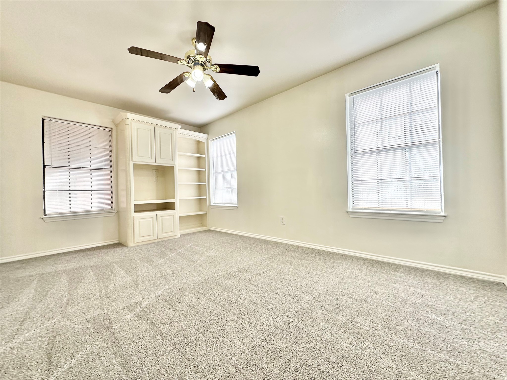 8869 Liberty Road Aubrey TX 76227