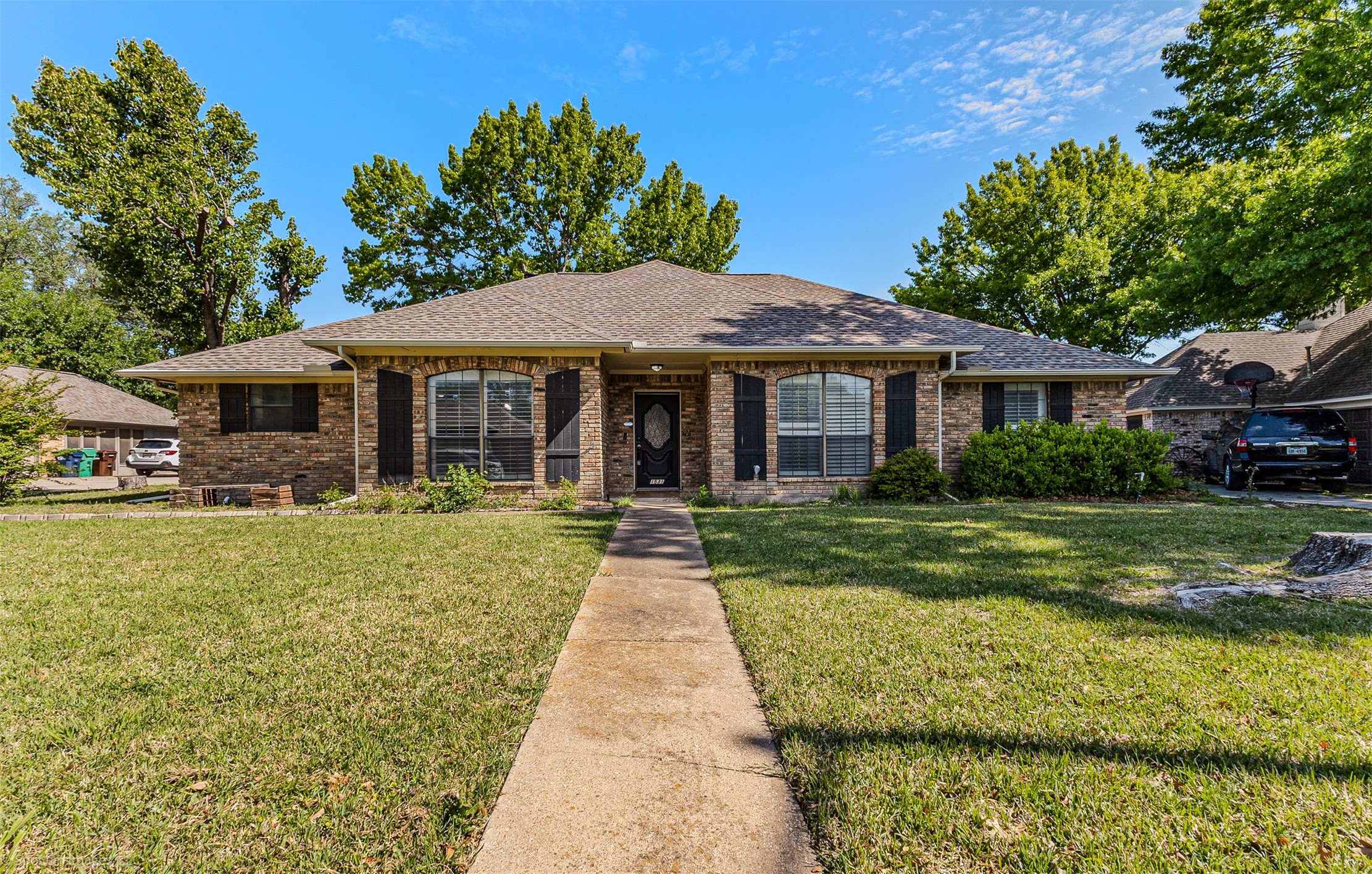 1531 Pickwick Lane Denton TX 76209