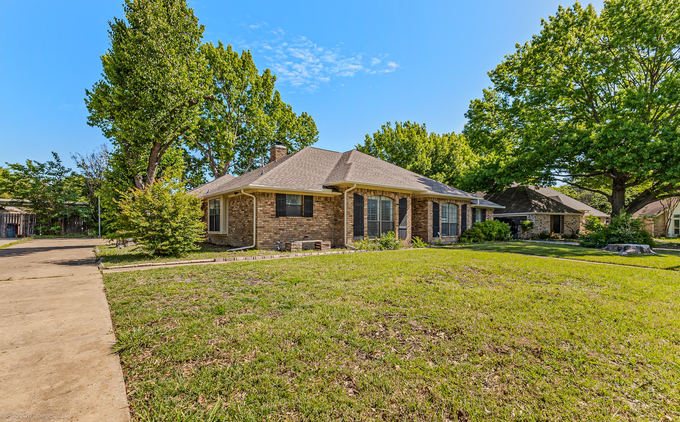 1531 Pickwick Lane Denton TX 76209