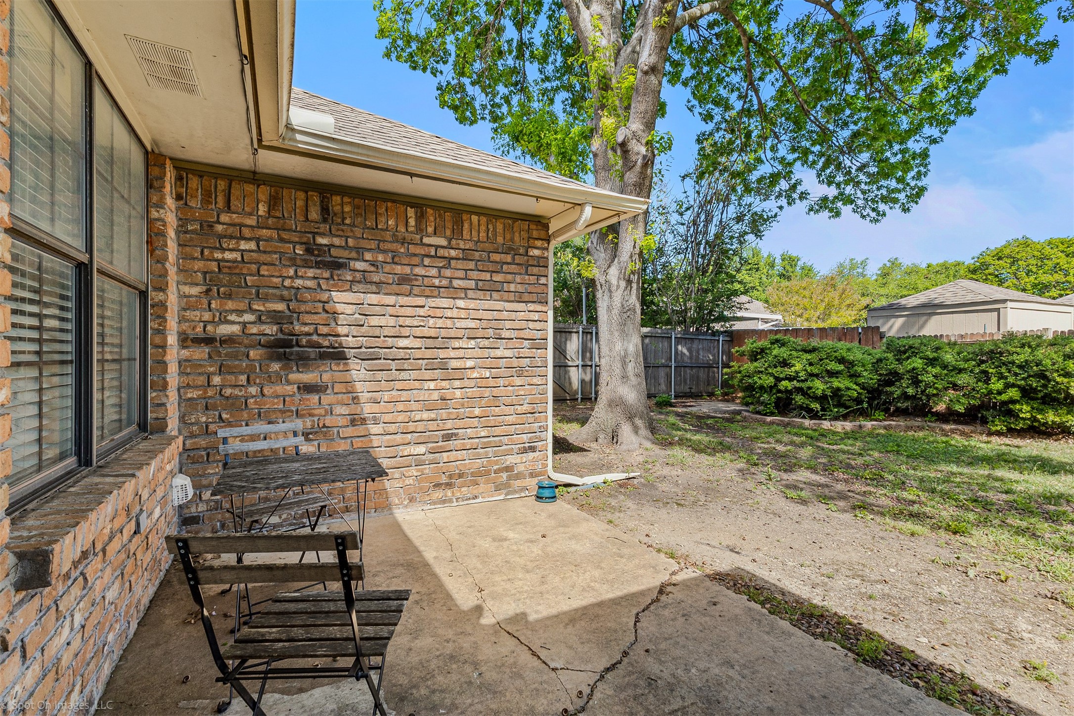 1531 Pickwick Lane Denton TX 76209