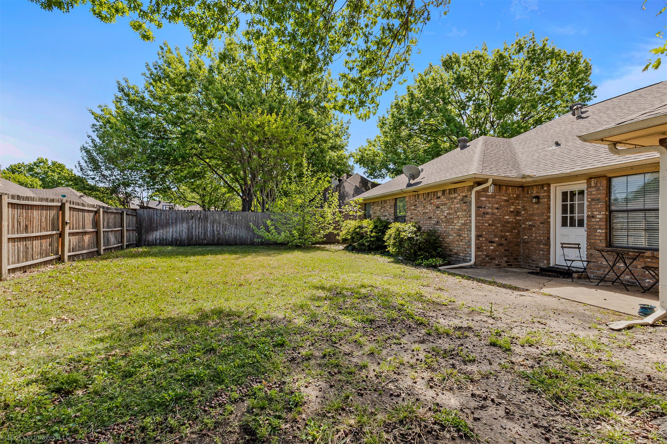 1531 Pickwick Lane Denton TX 76209