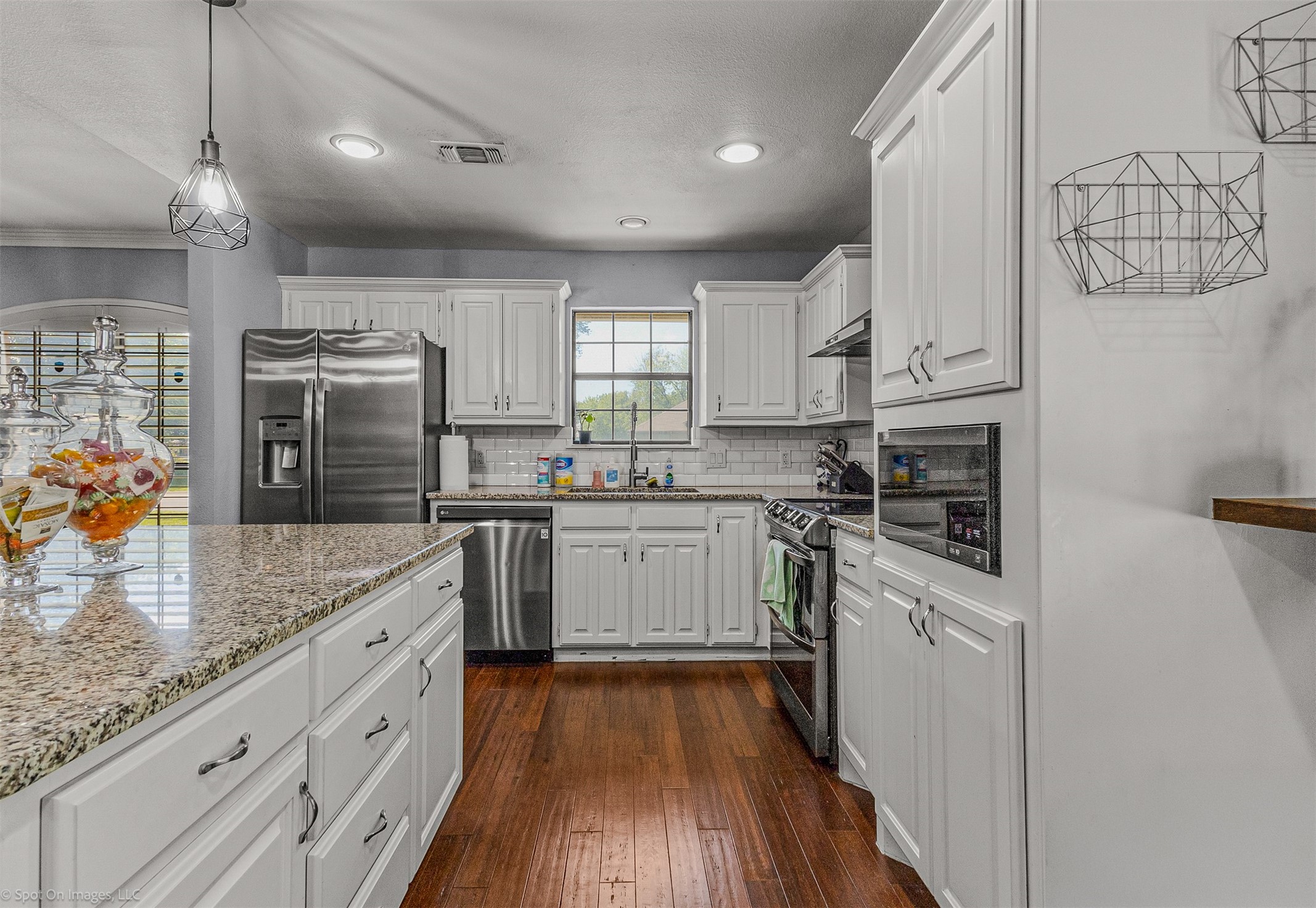 1531 Pickwick Lane Denton TX 76209