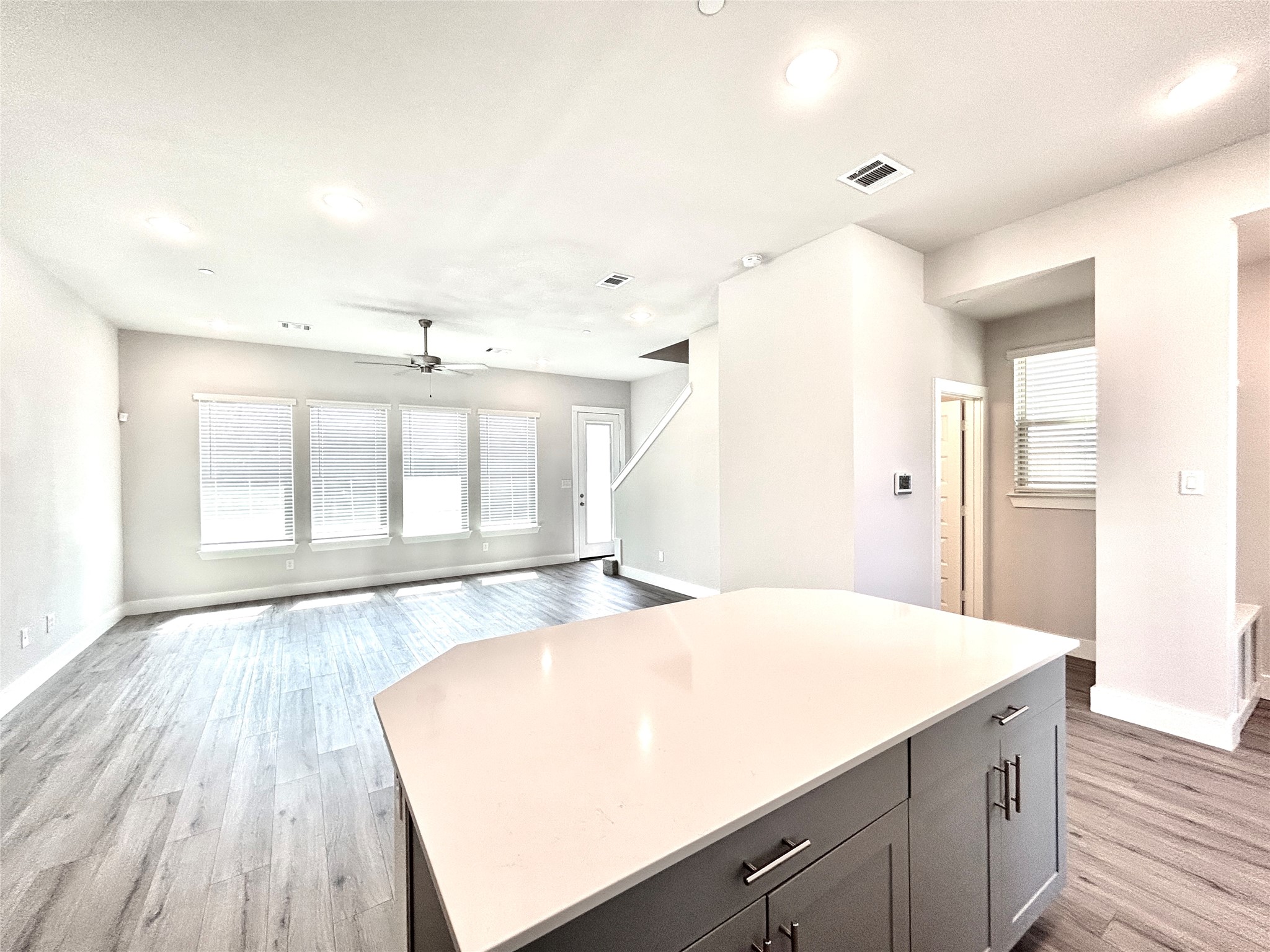 1830 NE Green Oaks Boulevard Arlington TX 76006