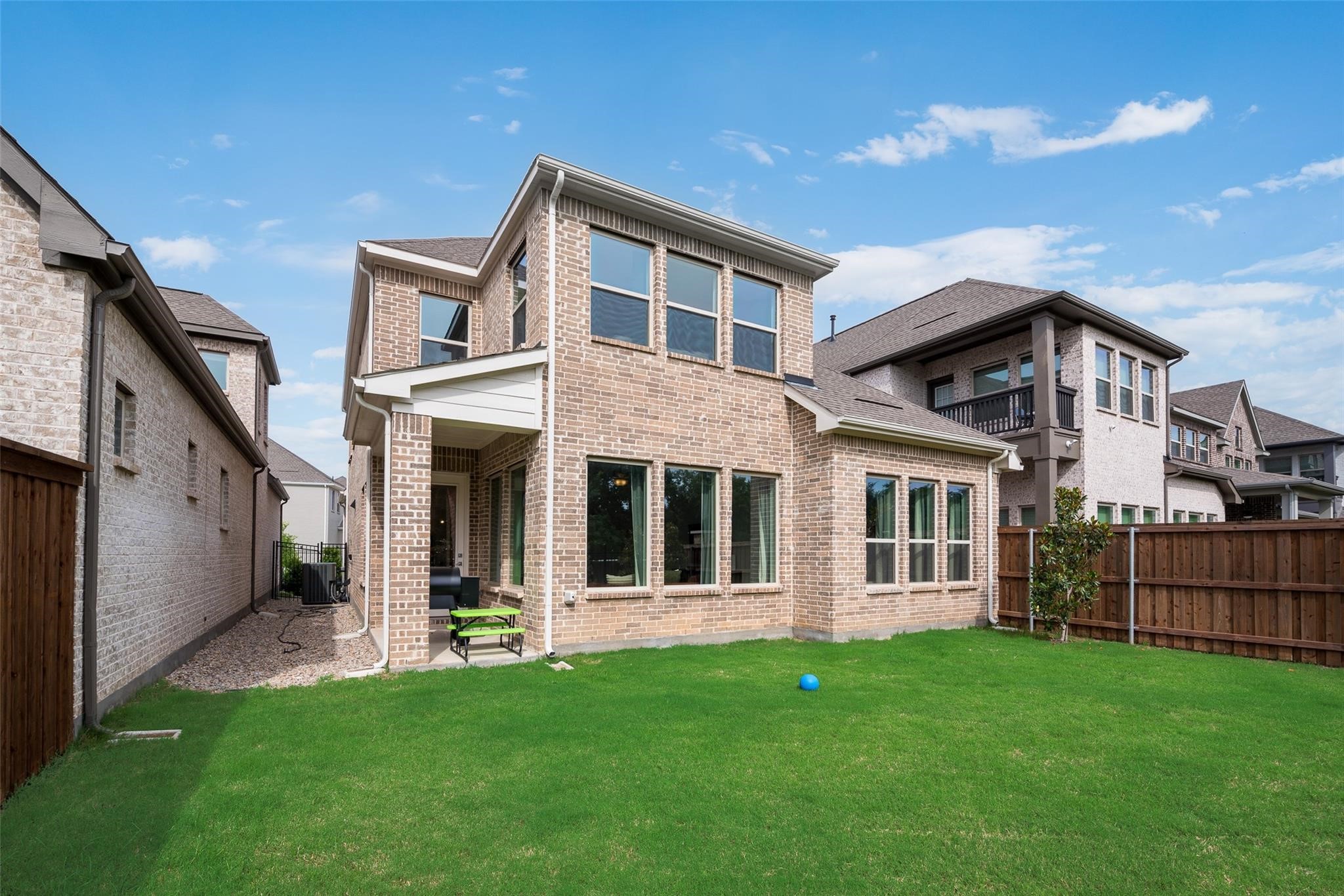 3132 Cliff Swallow Lane Arlington TX 76005