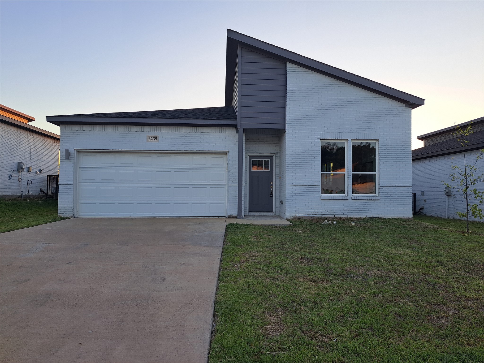 3235 Noor Street Dallas TX 75233