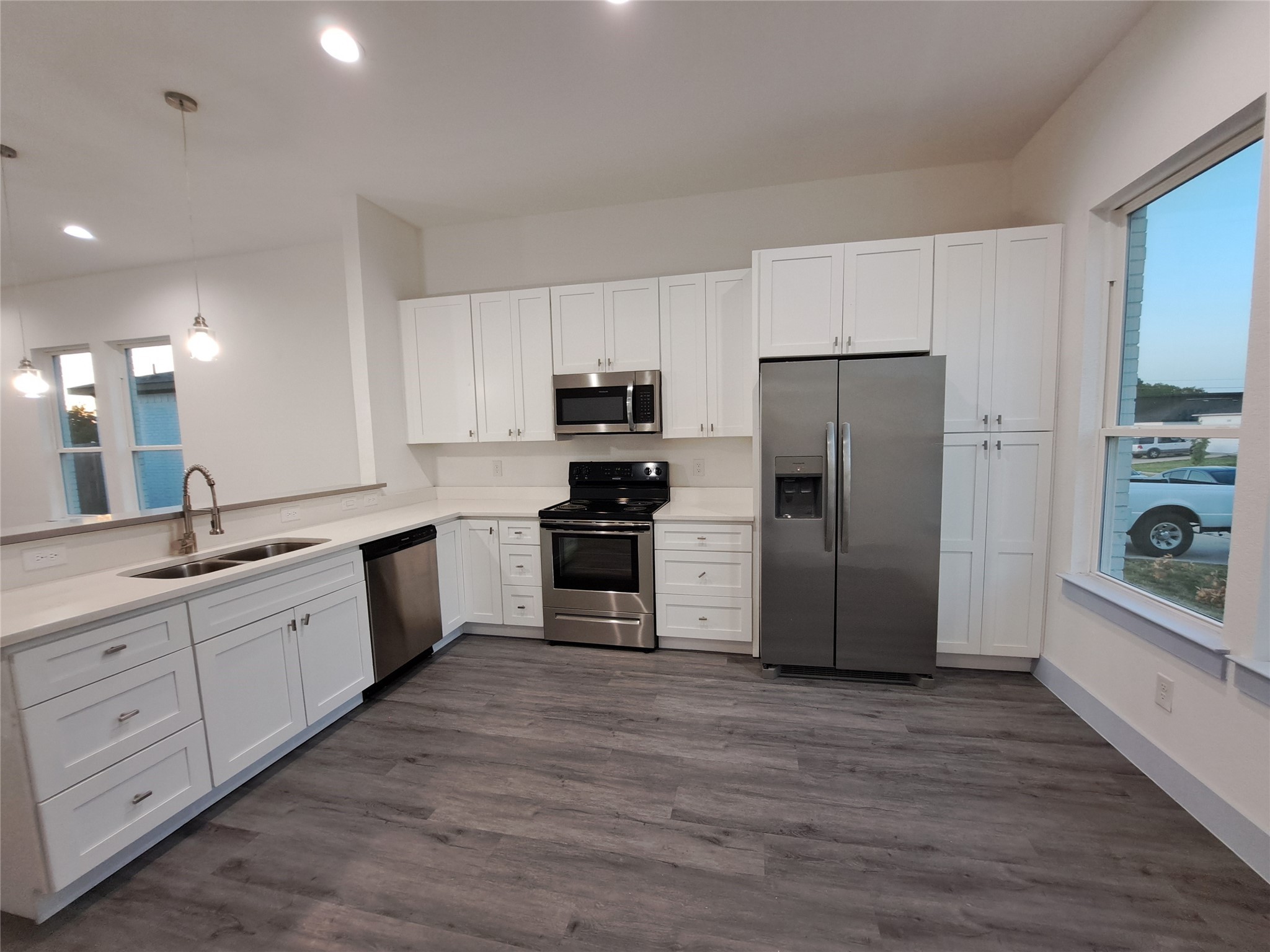 3235 Noor Street Dallas TX 75233