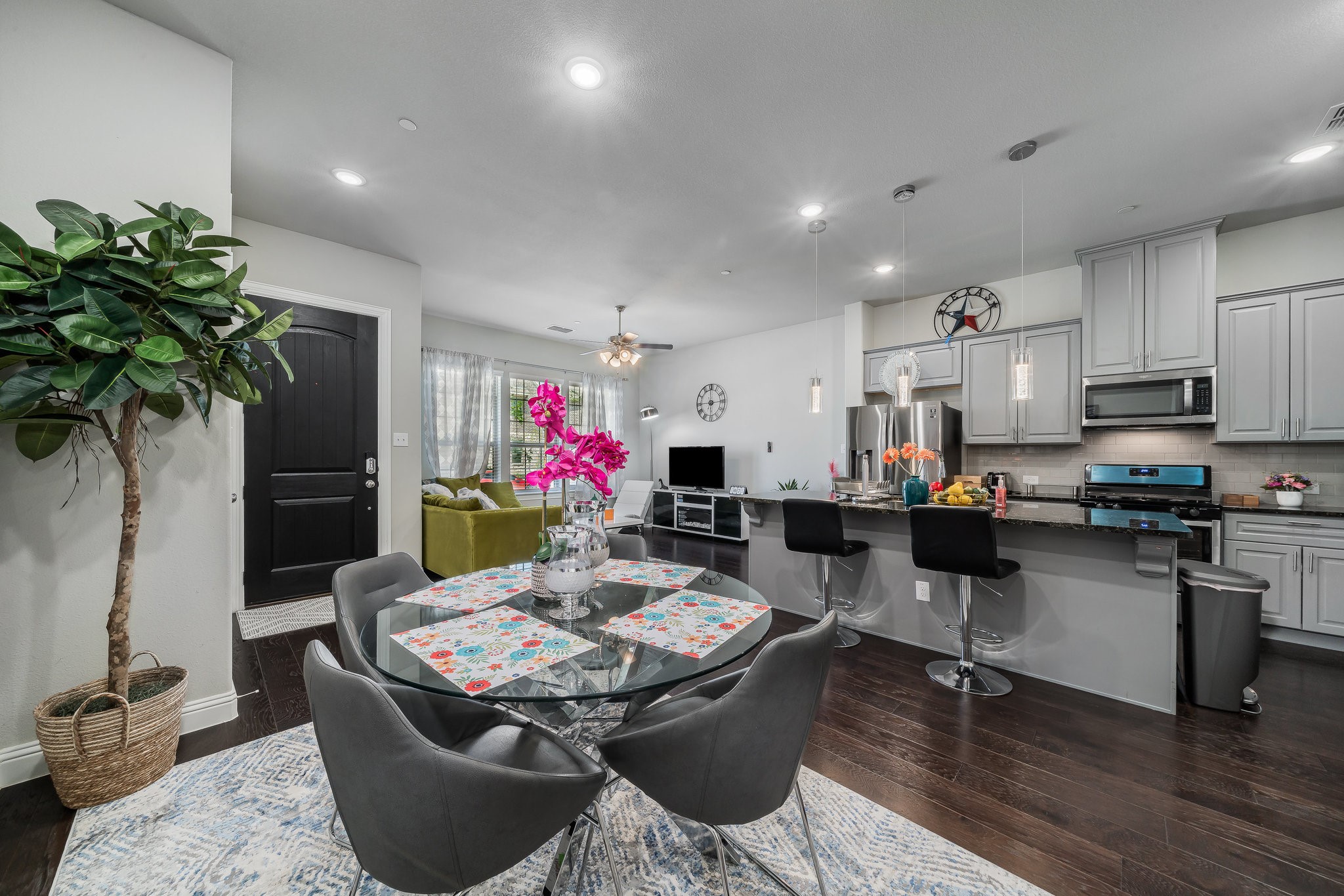 1526 Windermere Way Farmers Branch TX 75234