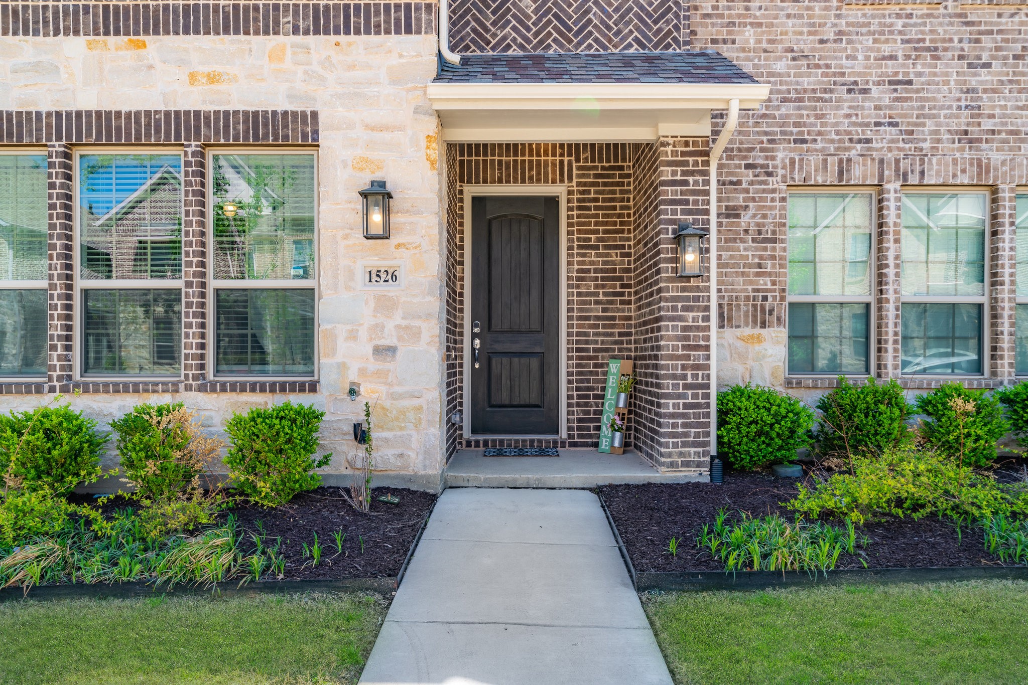 1526 Windermere Way Farmers Branch TX 75234