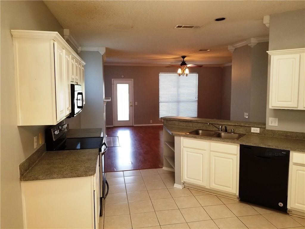 1100 Raleigh Drive Lewisville TX 75077