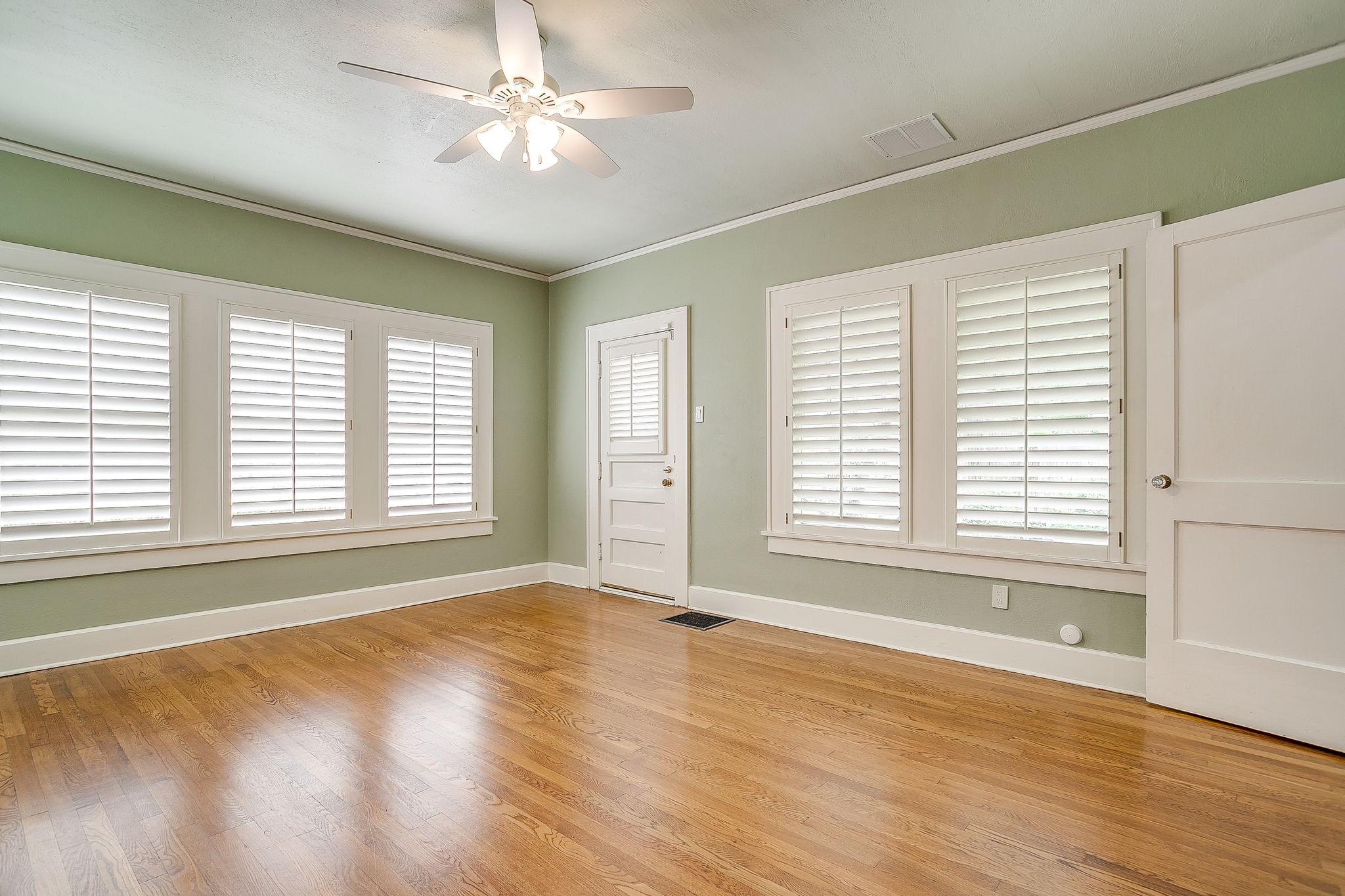 2606 Cockrell Avenue Fort Worth TX 76109