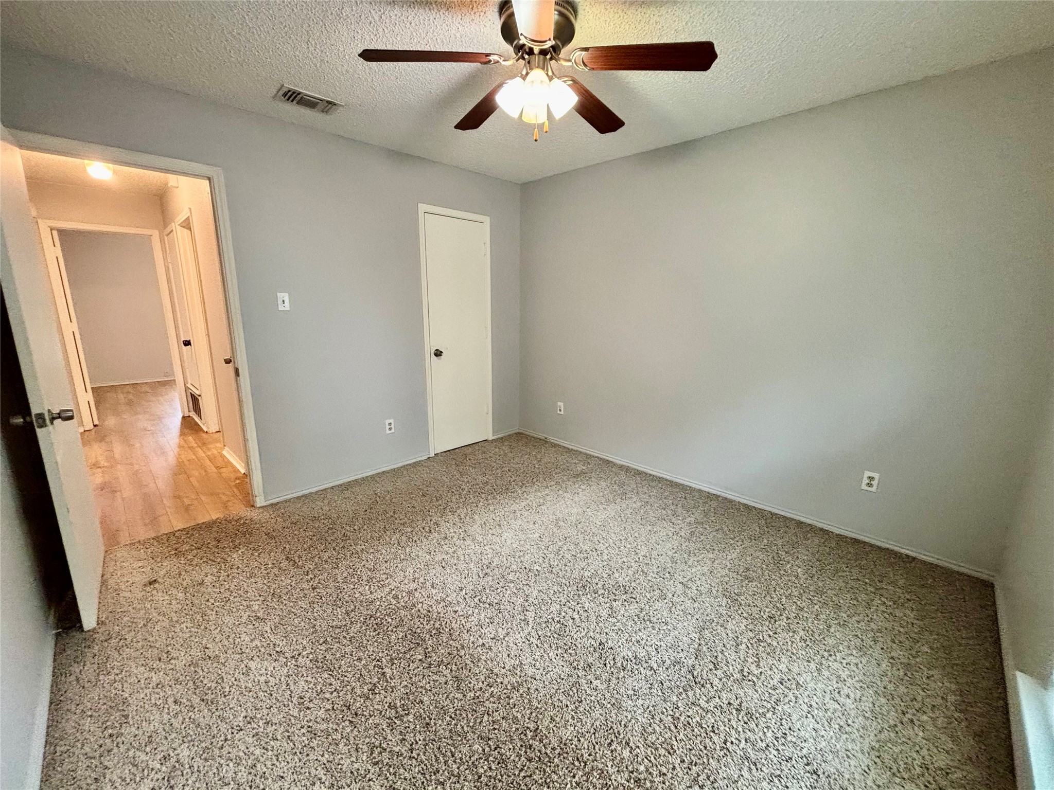 319 Iberis Drive Arlington TX 76018