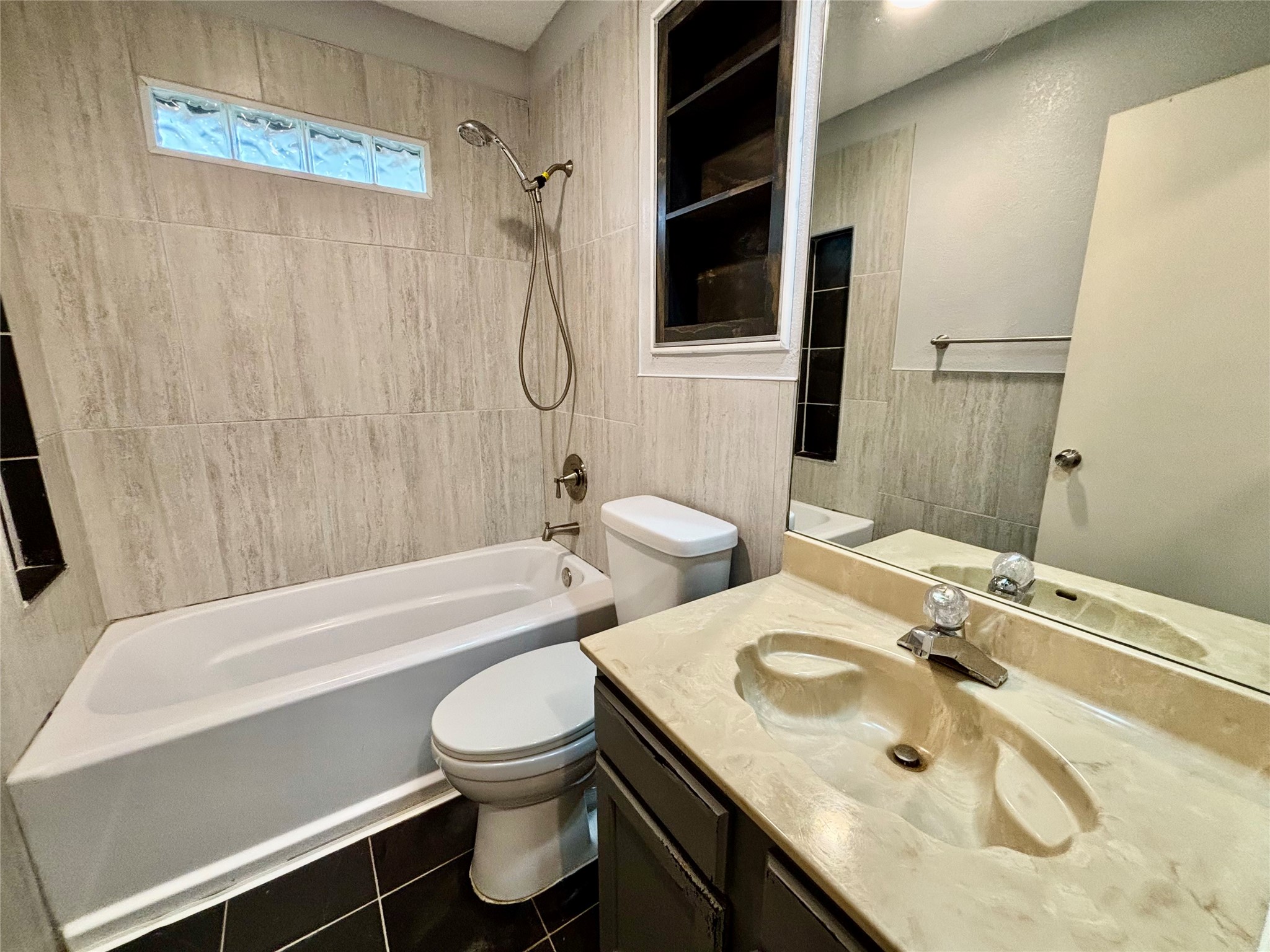 319 Iberis Drive Arlington TX 76018