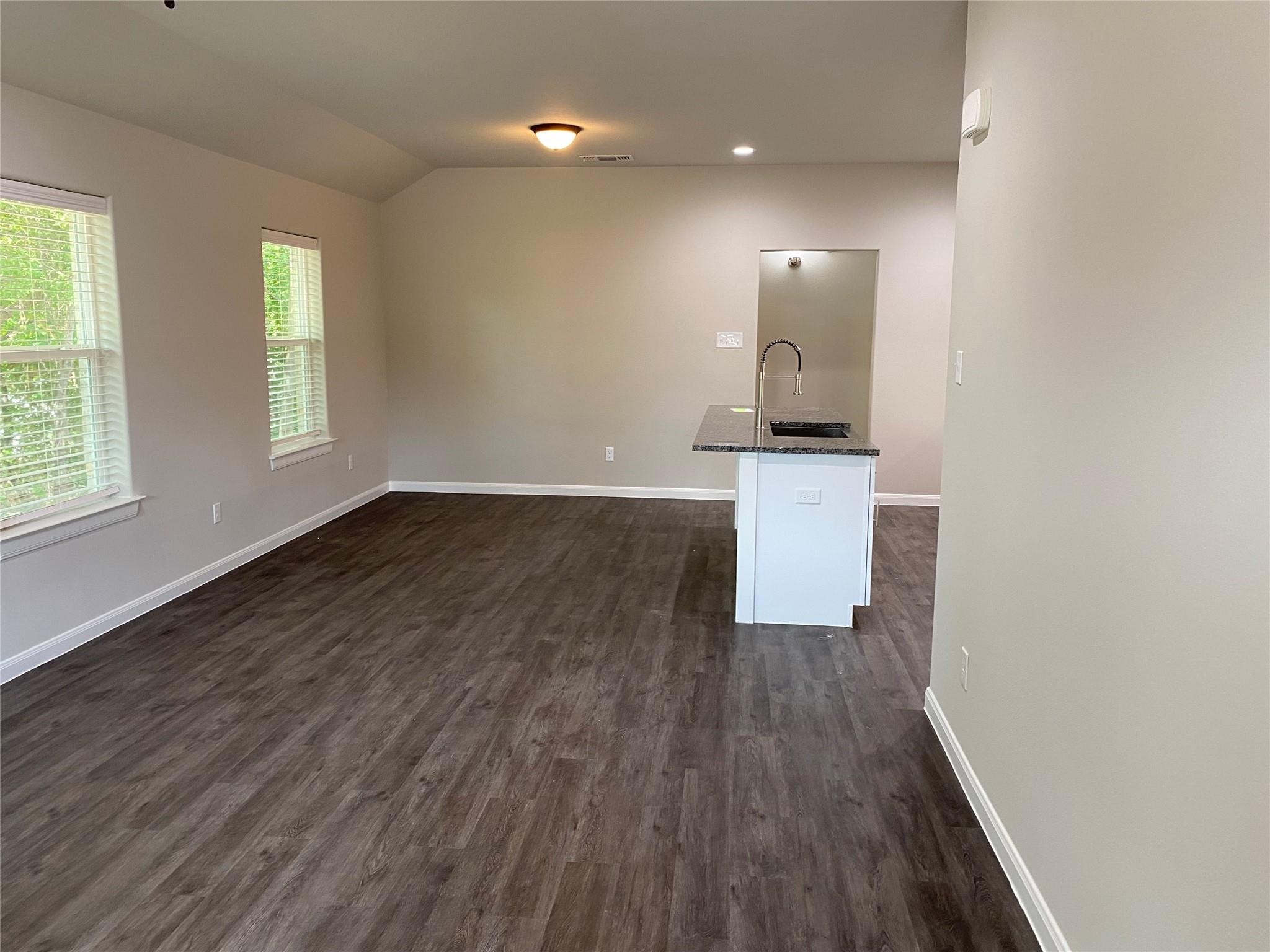 313 E Nelson Street Denison TX 75021