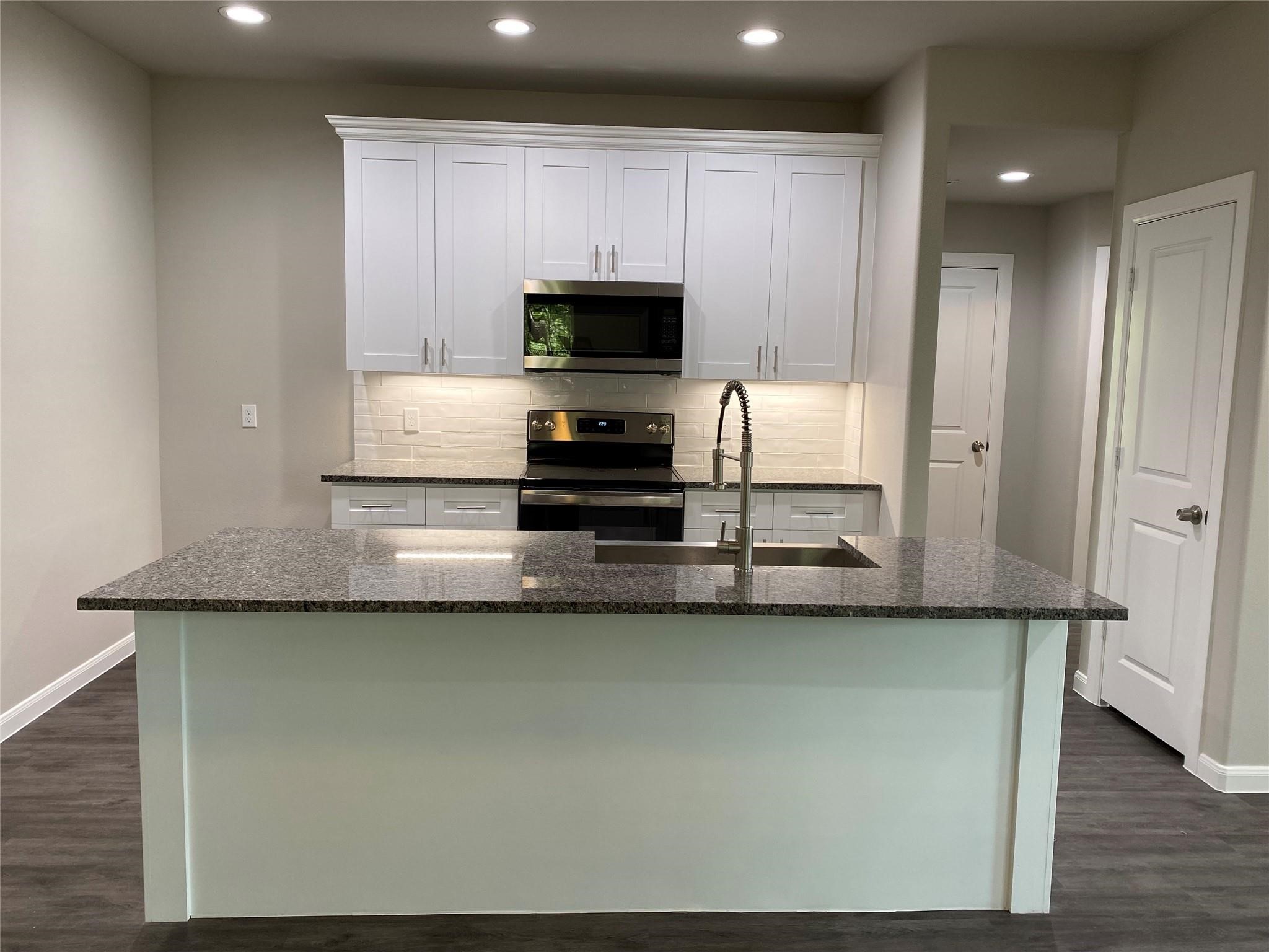 313 E Nelson Street Denison TX 75021