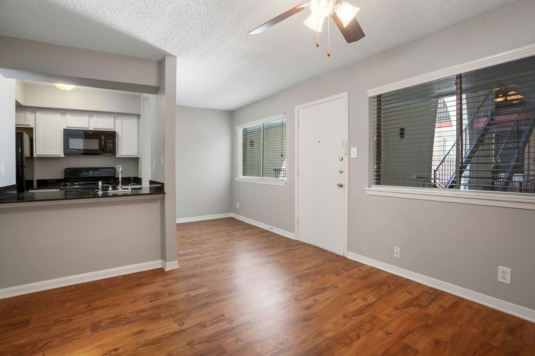 2810 Salado Street Austin TX 78705
