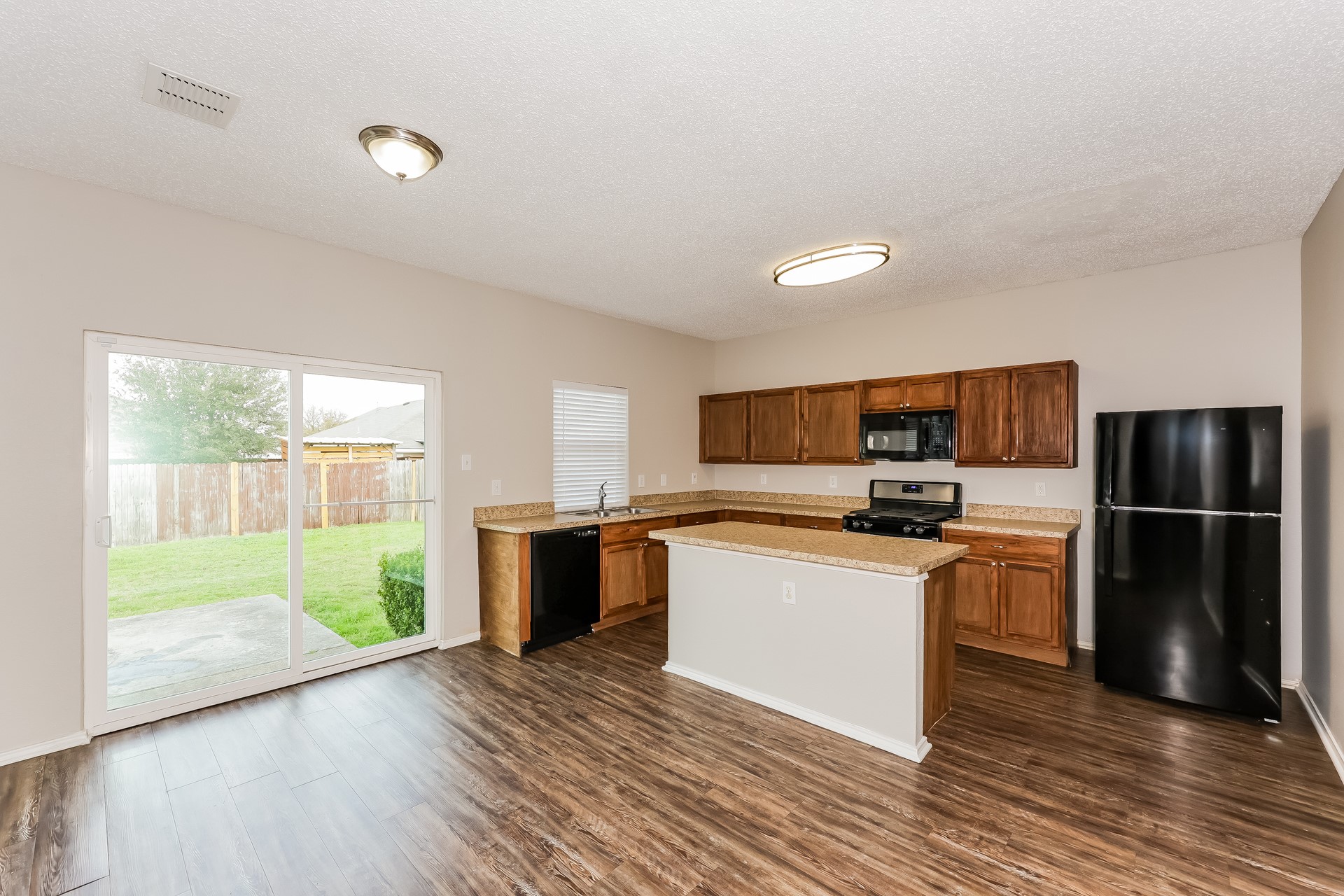 7425 Snow Ridge Drive Fort Worth TX 76133