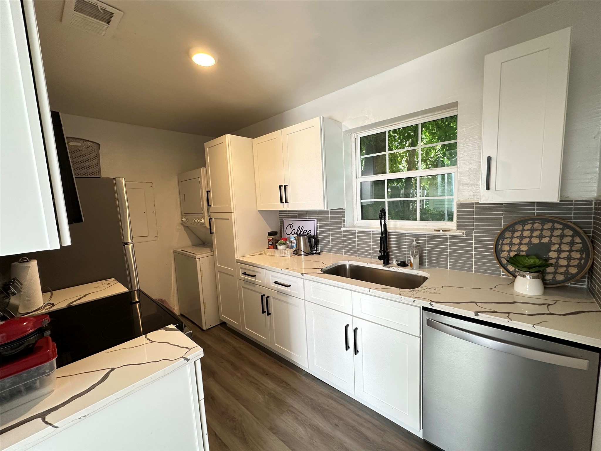809 W Broadus Avenue Fort Worth TX 76115