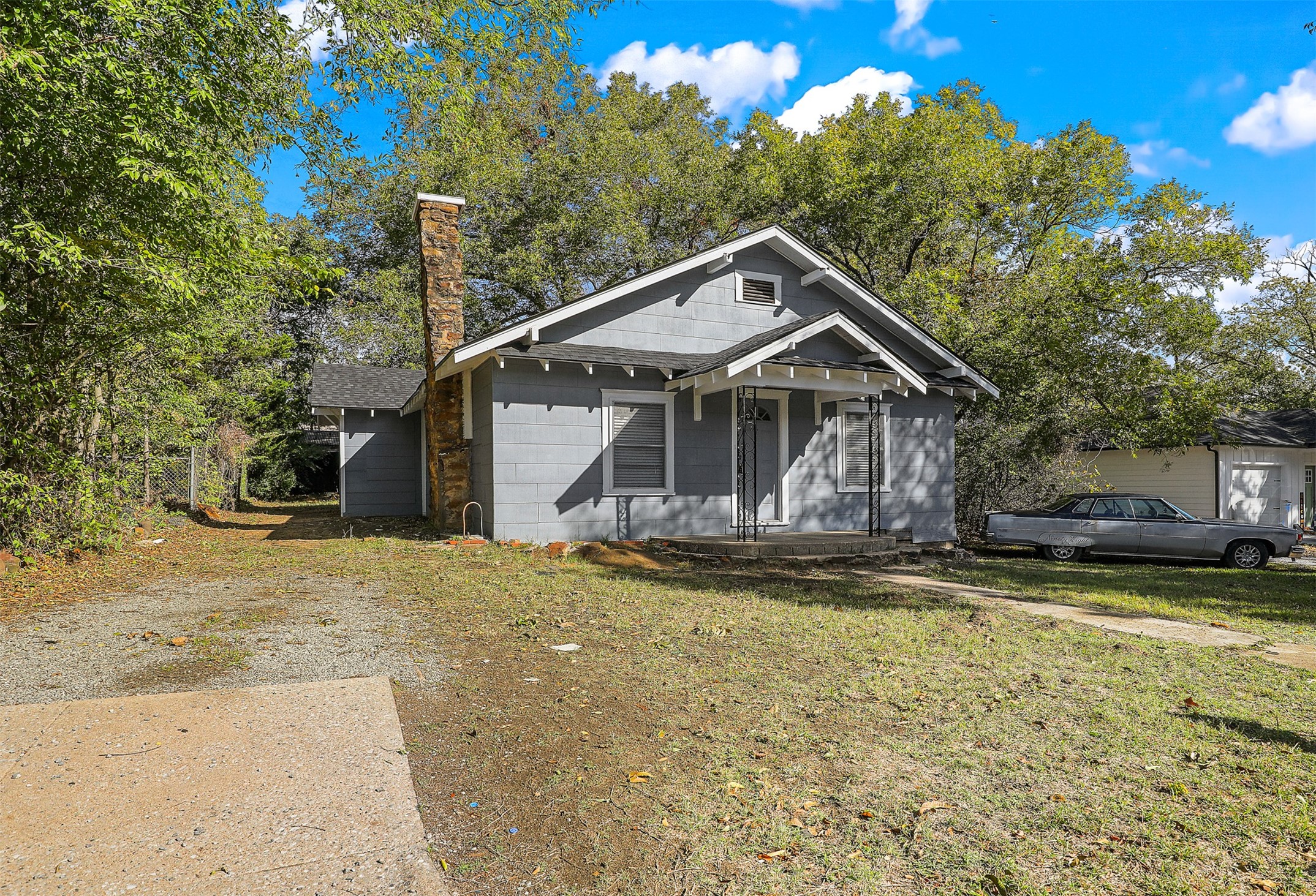 509 E Heron Denison TX 75021