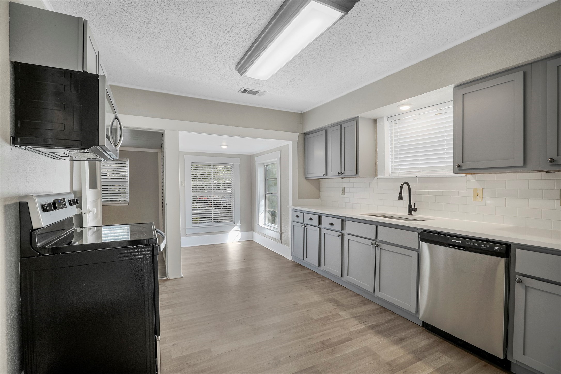 509 E Heron Denison TX 75021