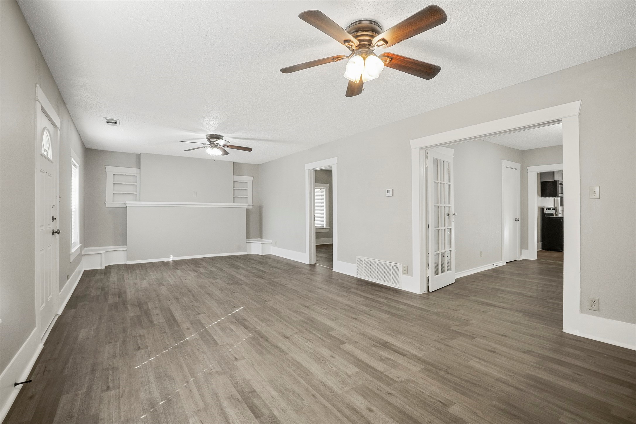 509 E Heron Denison TX 75021