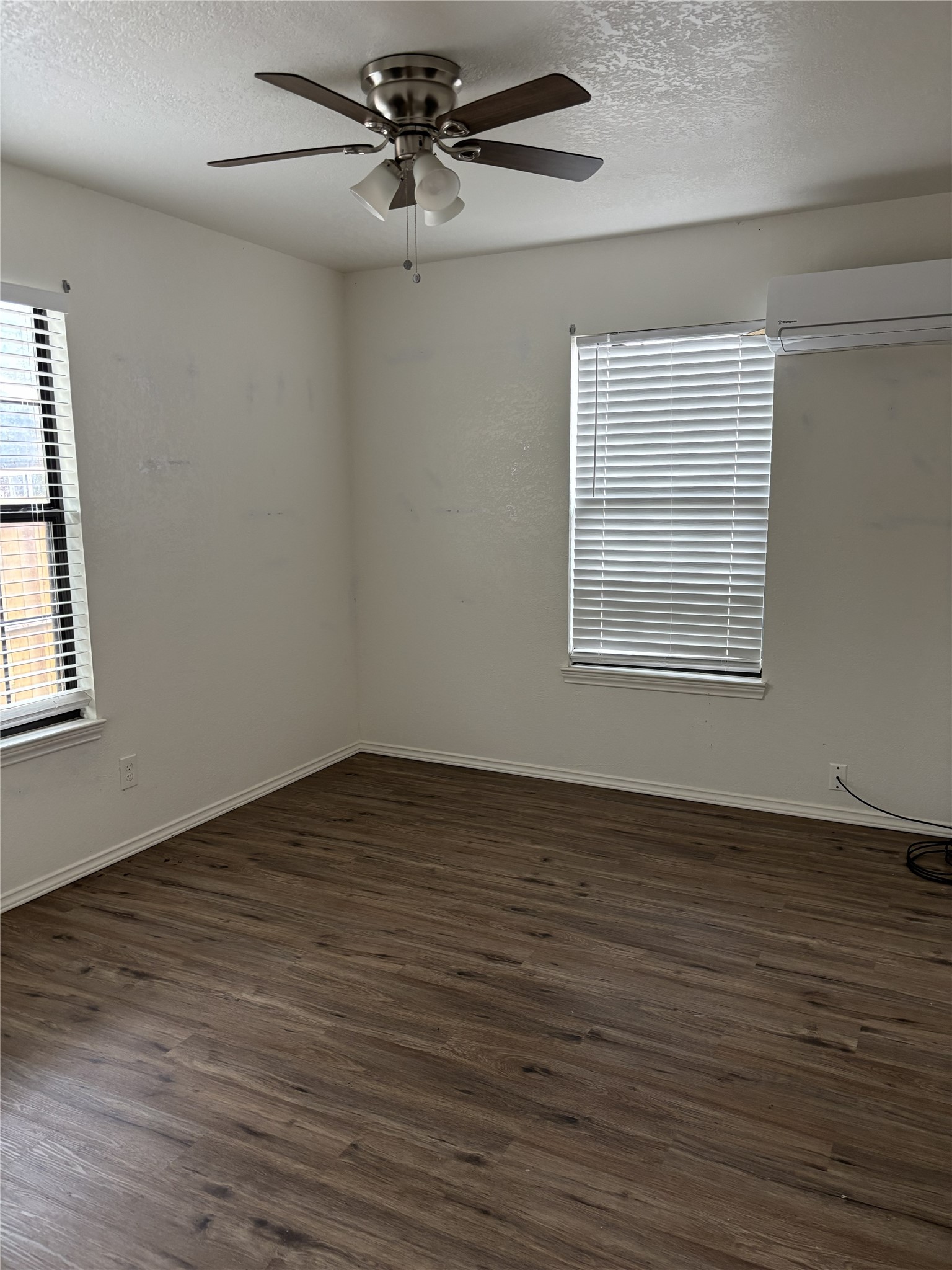 204 Pacific Avenue Terrell TX 75160