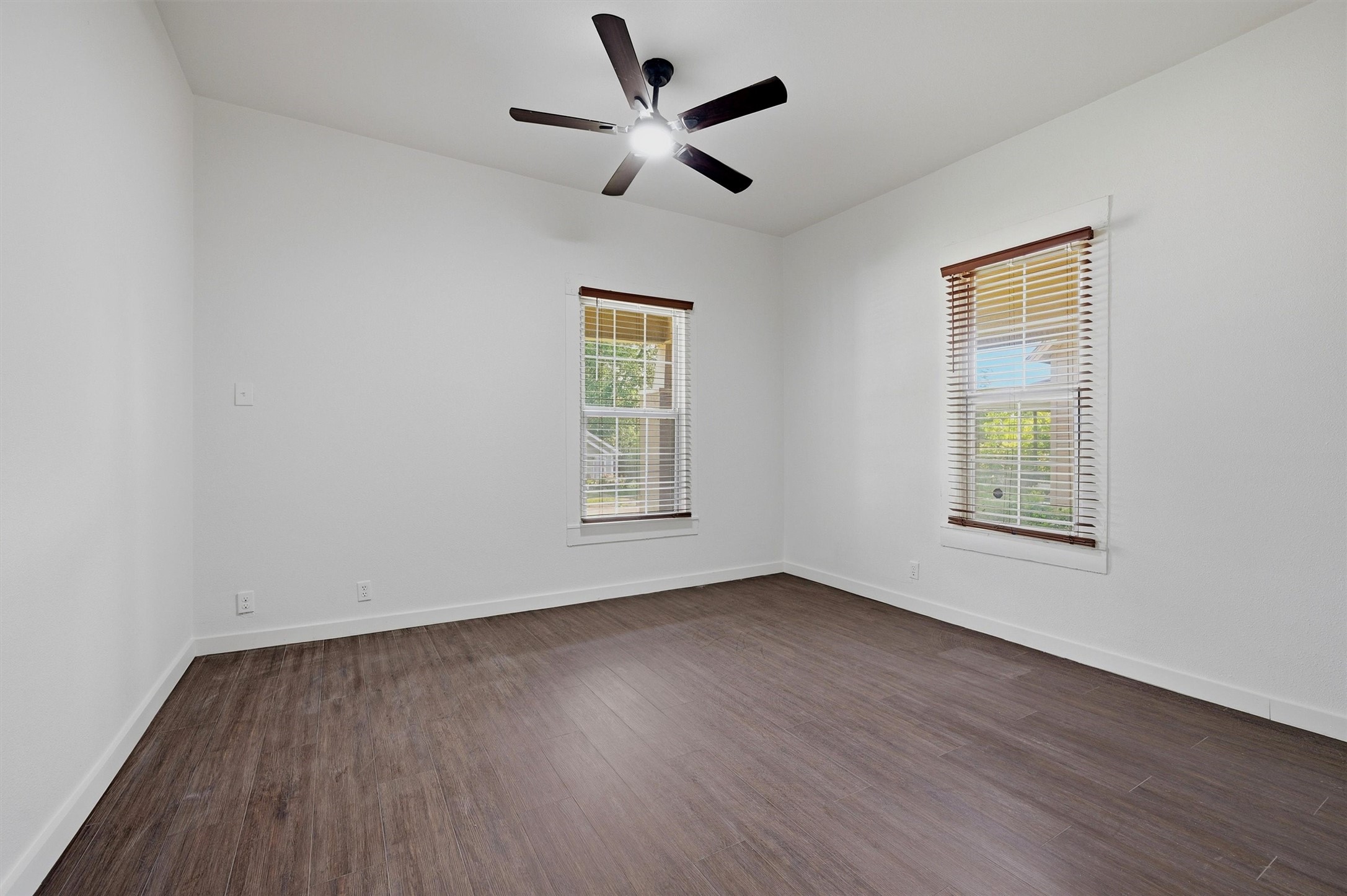 1008 W Morgan Street Denison TX 75020