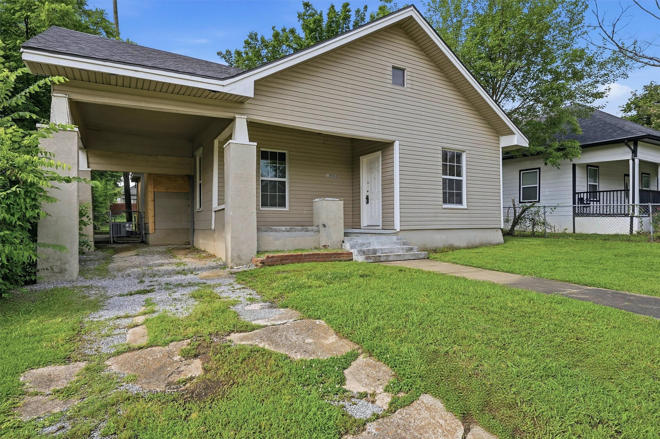 1008 W Morgan Street Denison TX 75020