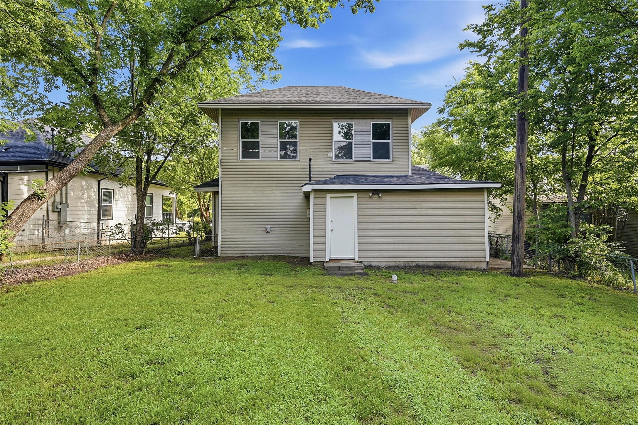 1008 W Morgan Street Denison TX 75020
