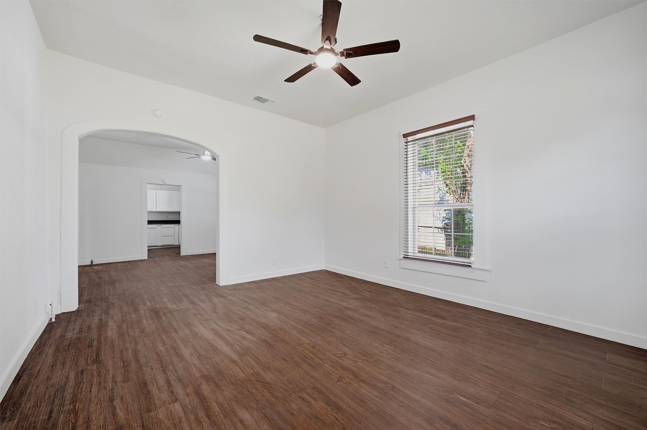 1008 W Morgan Street Denison TX 75020