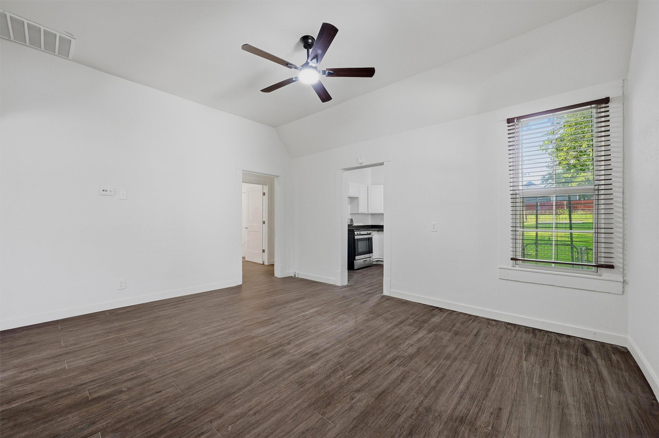 1008 W Morgan Street Denison TX 75020